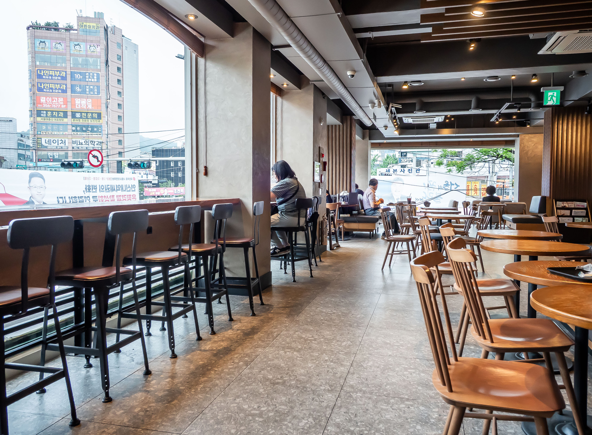 사회;기업;스타벅스;starbucks;스타벅스환불안내문;스타벅스매장;스타벅스불매운동;스타벅스카드환불