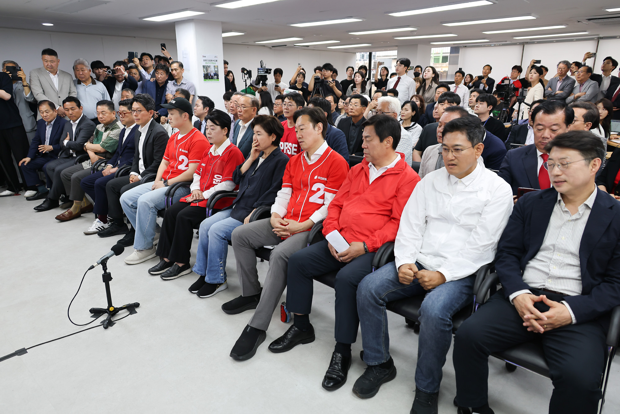 오세훈;후보;캠프;전국동시지방선거;방송3사;출구조사