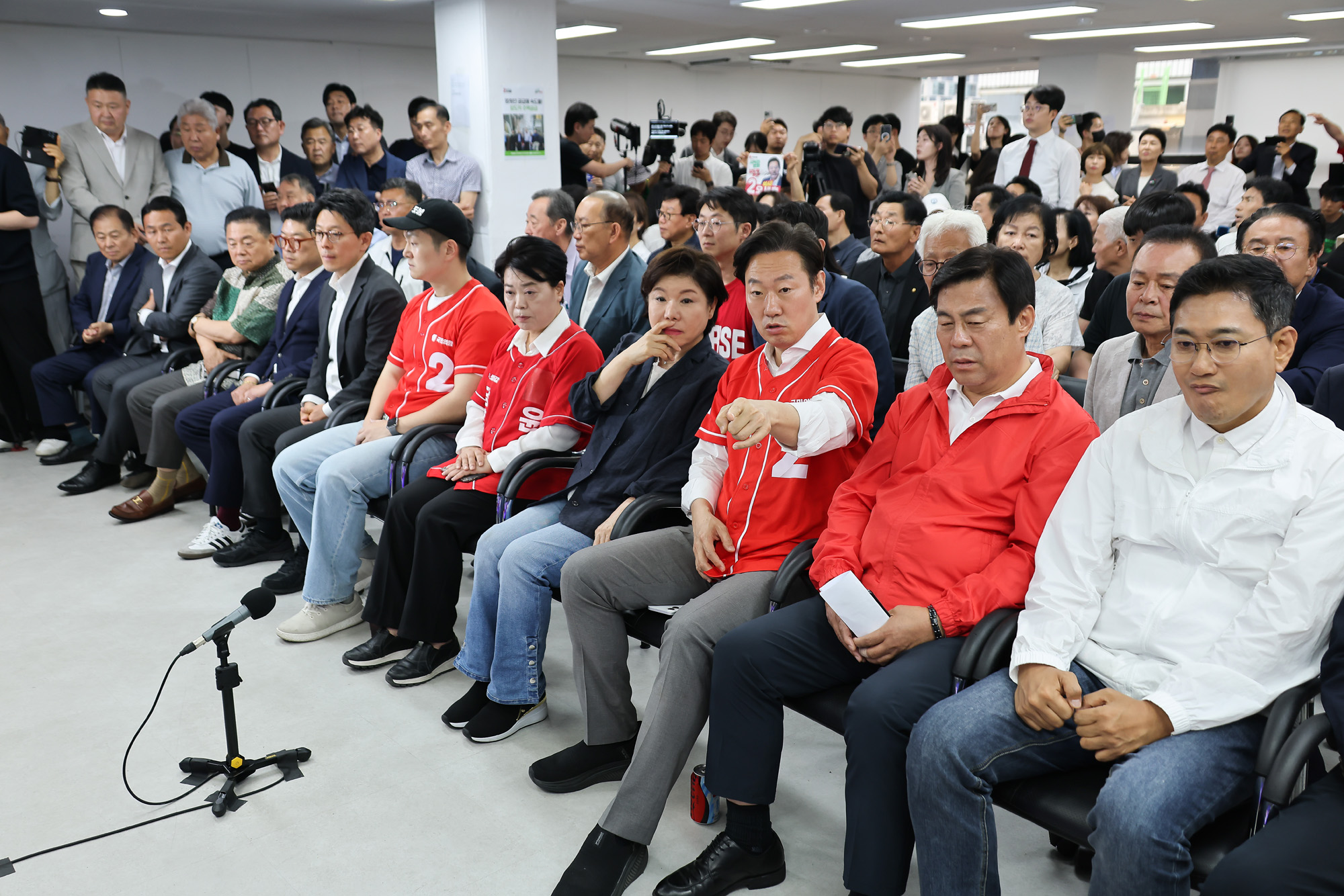 오세훈;후보;캠프;전국동시지방선거;방송3사;출구조사