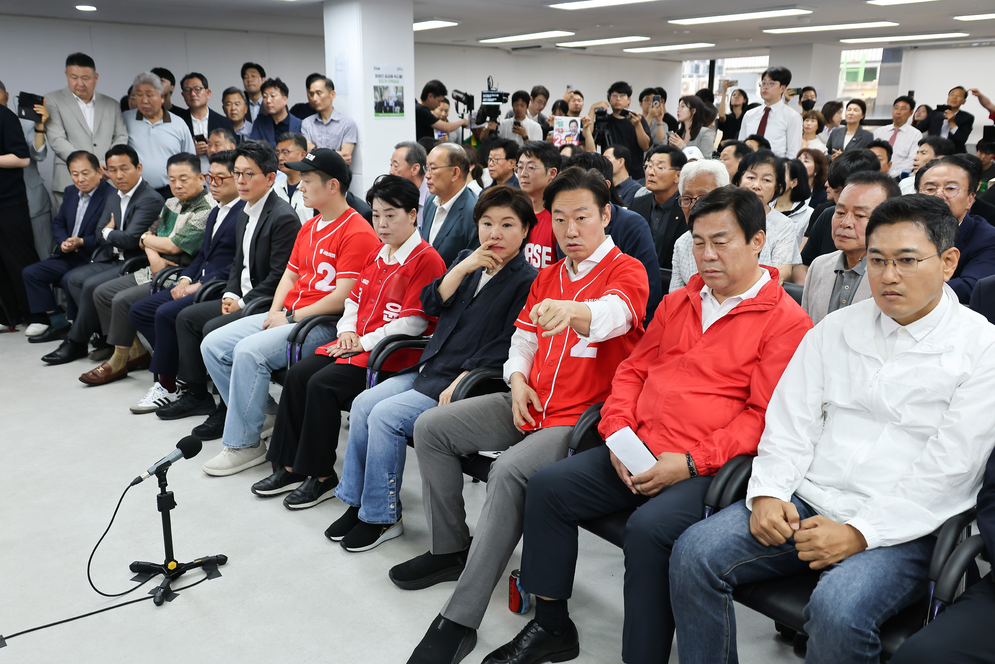 오세훈;후보;캠프;전국동시지방선거;방송3사;출구조사