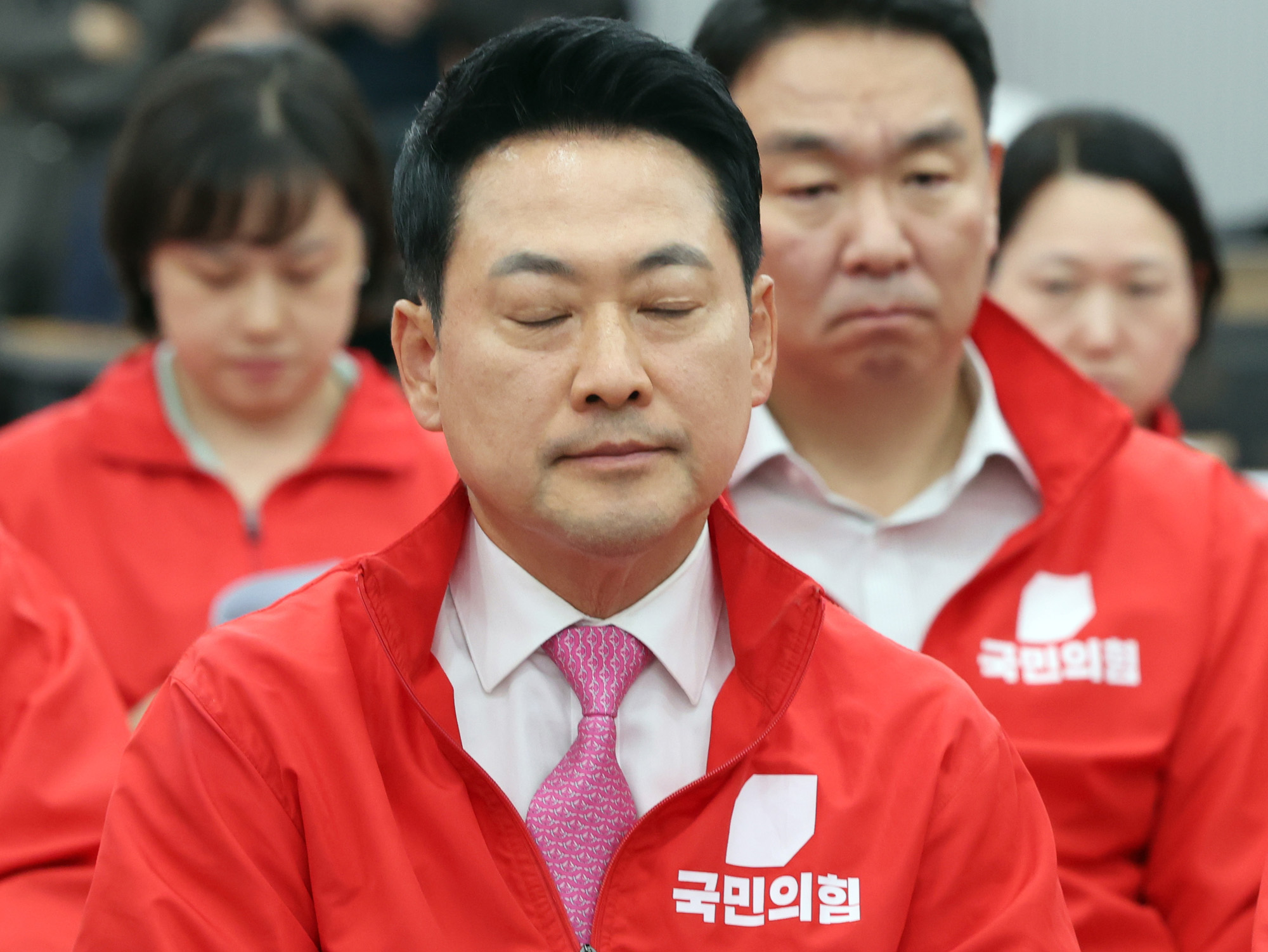 정치;정당;국민의힘개표상황실;장동혁;국민의힘방송사출구결과