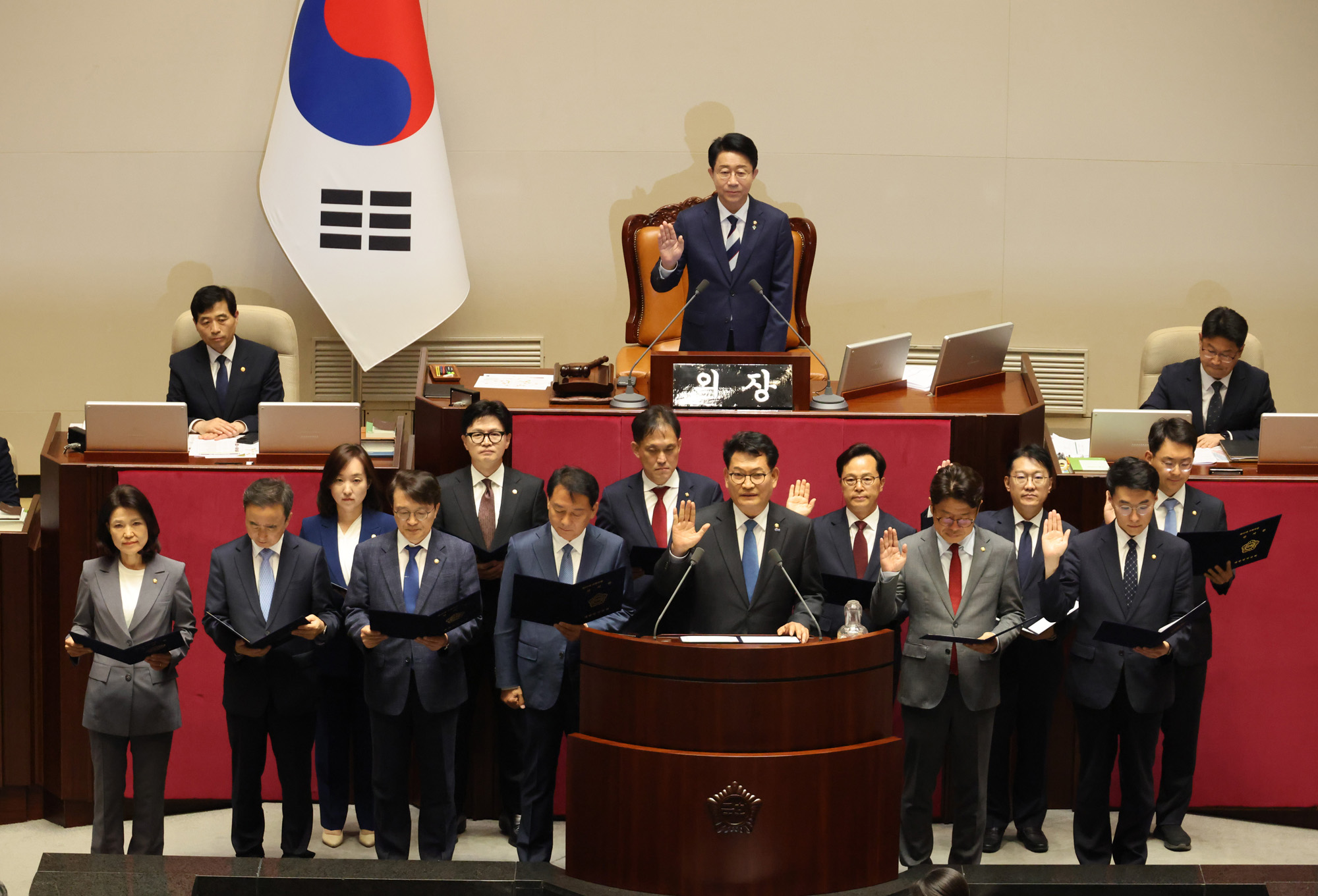 정치;국회;본회의;송영길;이진숙;한동훈;이광재