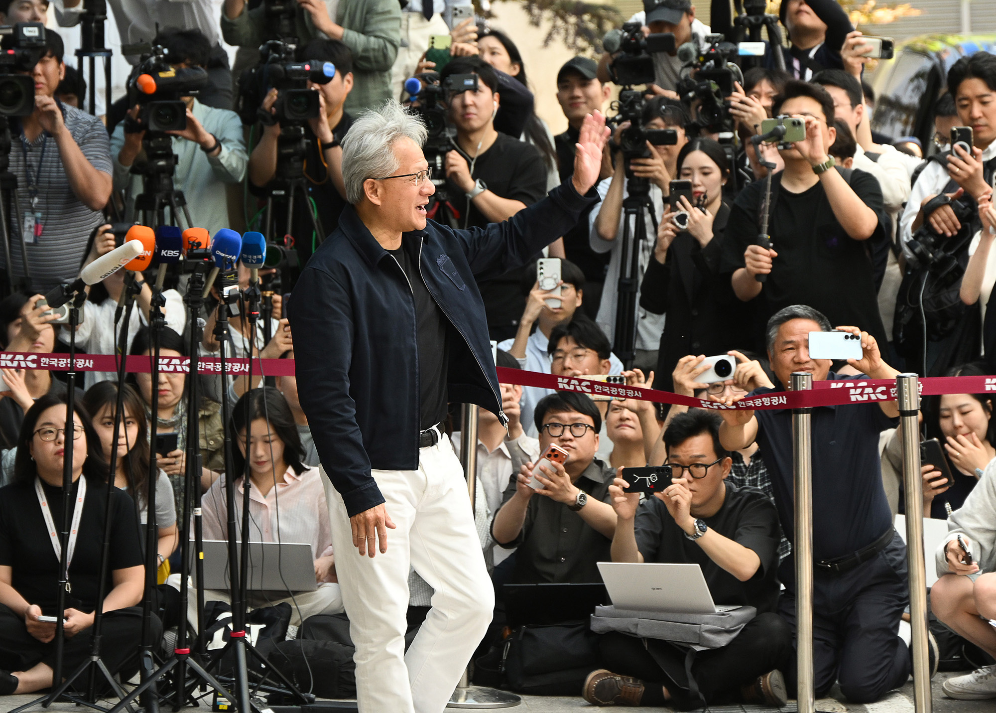 젠슨황;입국;김포공항