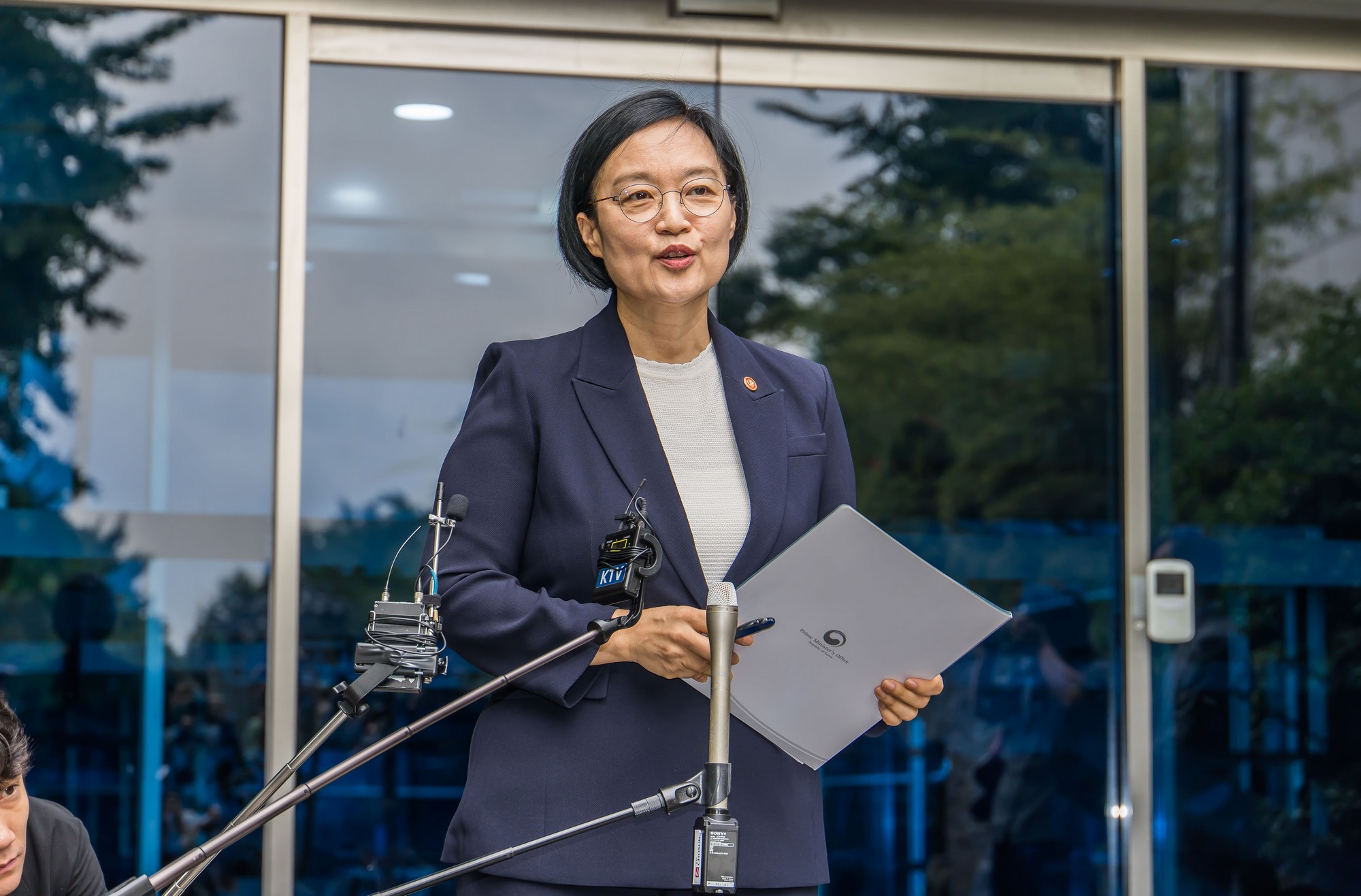 정치;행정;인물;이재명정부;국무총리후보자;한성숙;한성숙총리후보;한성숙국무총리후보자첫출근;금융감독원연수원