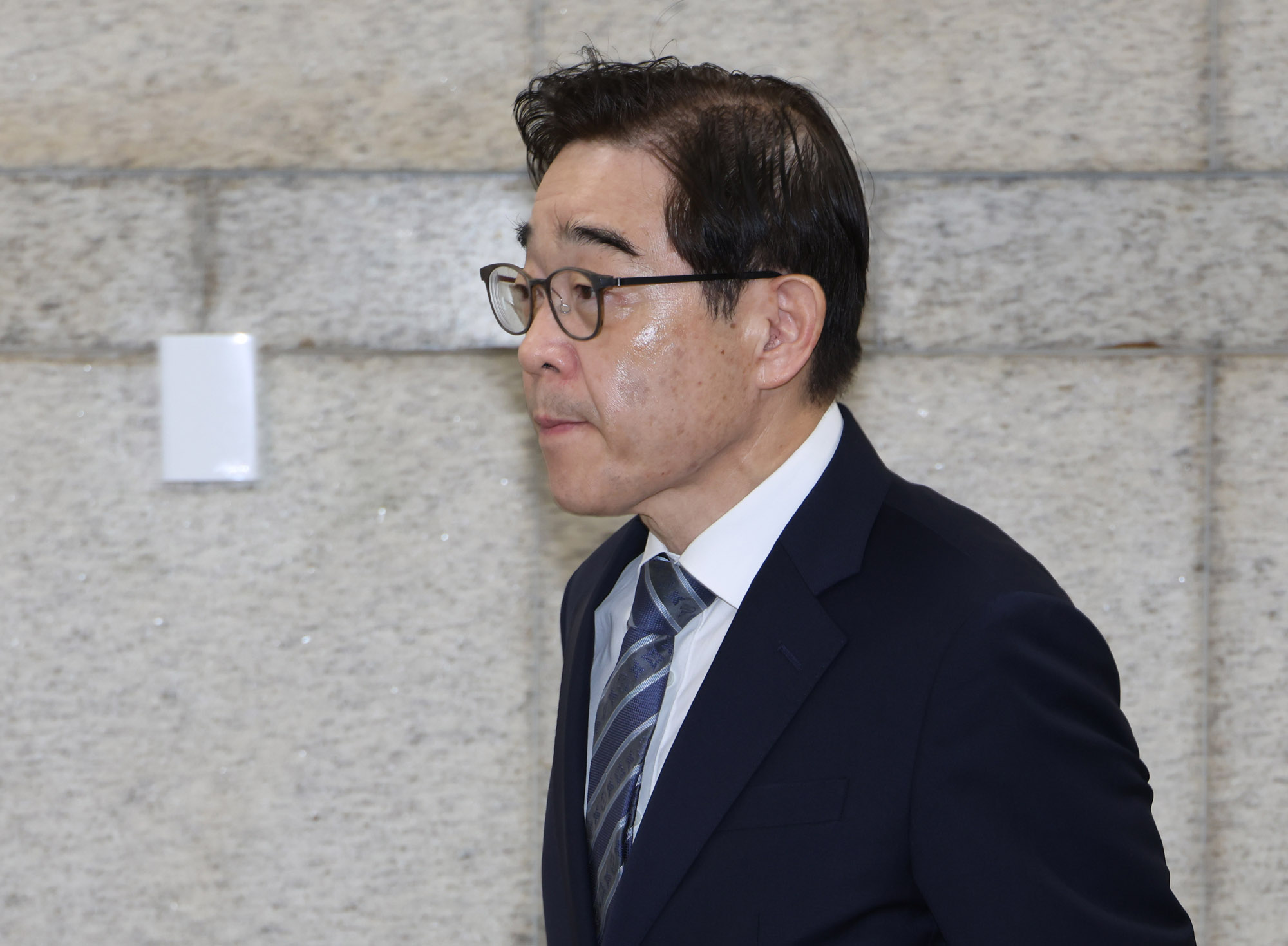 법원;재판
