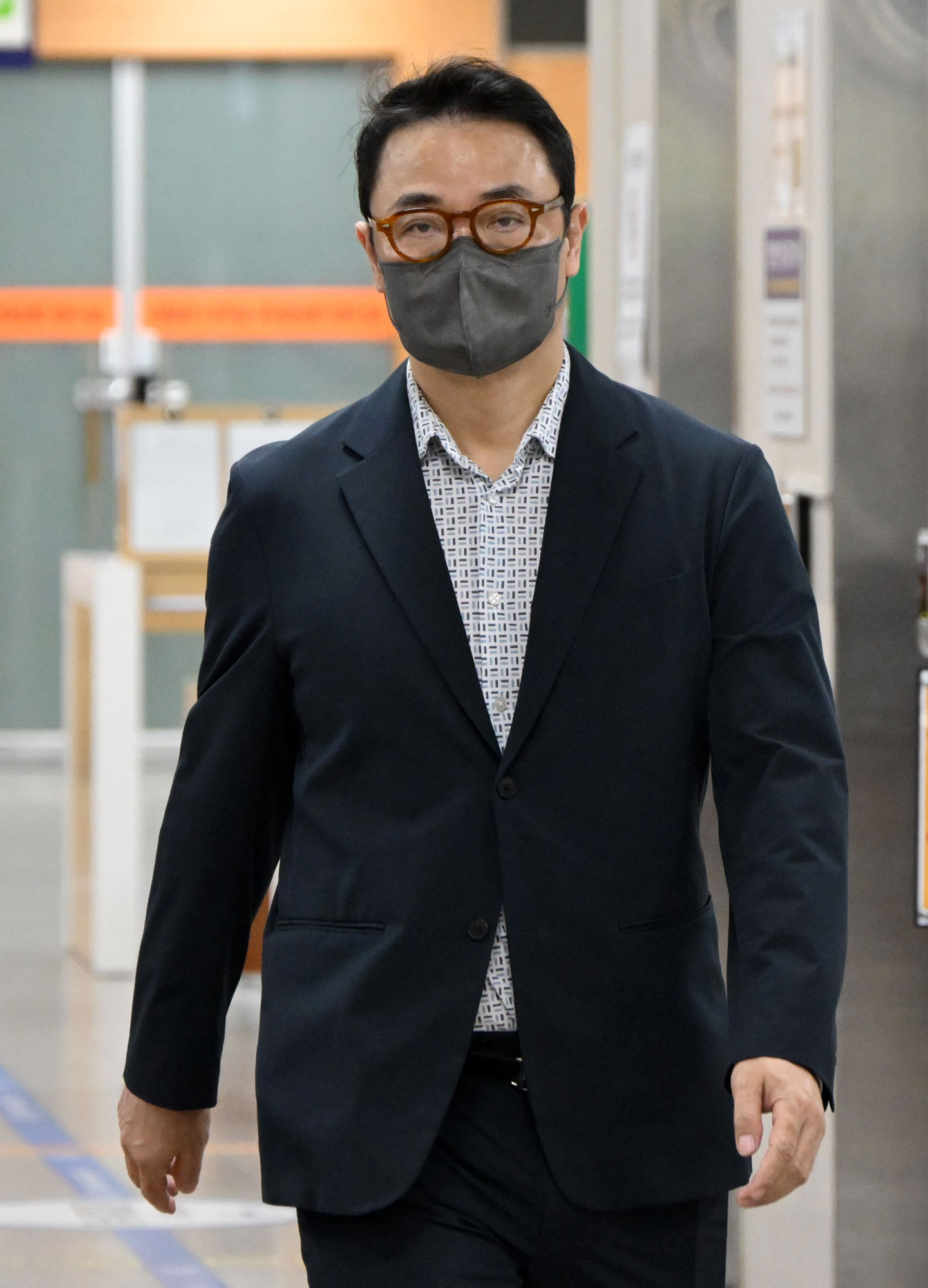 법원