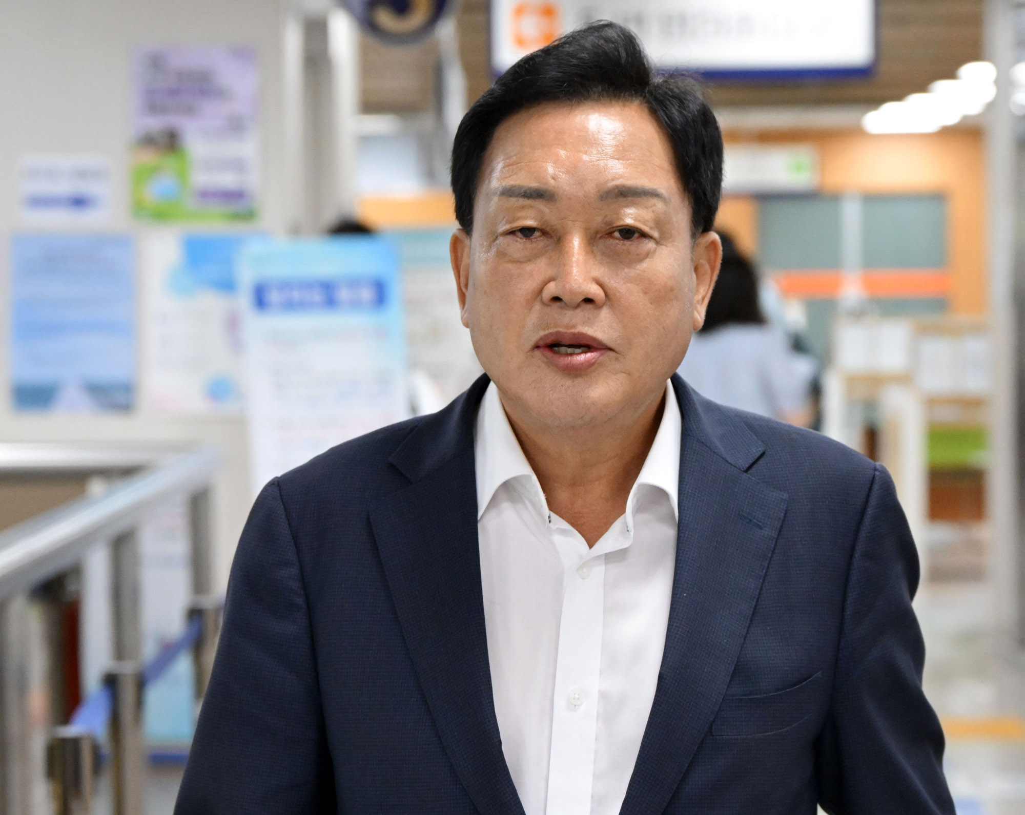법원