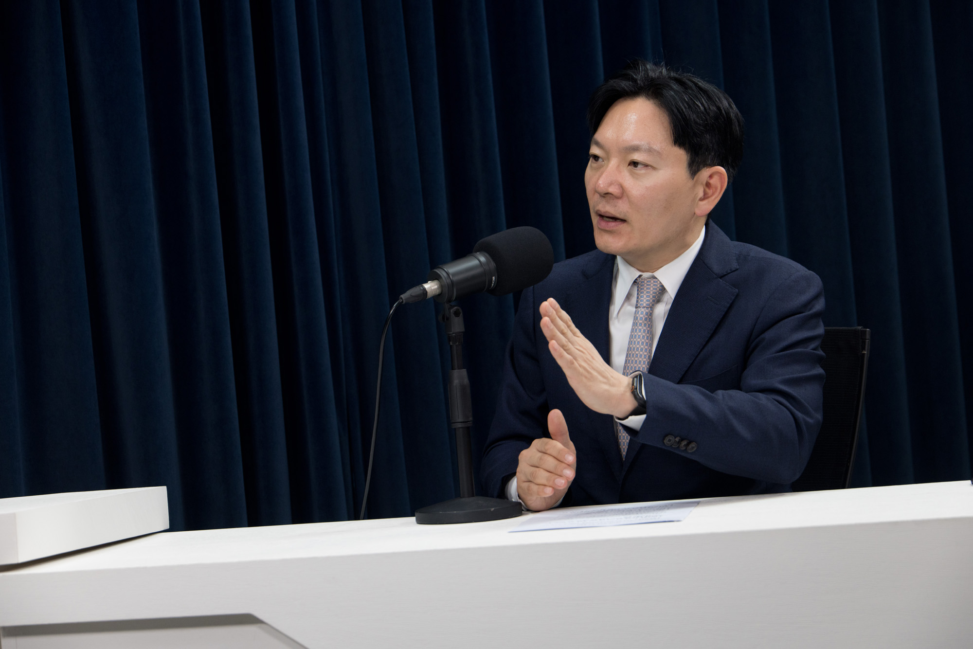 정치;인물;박상영;검사