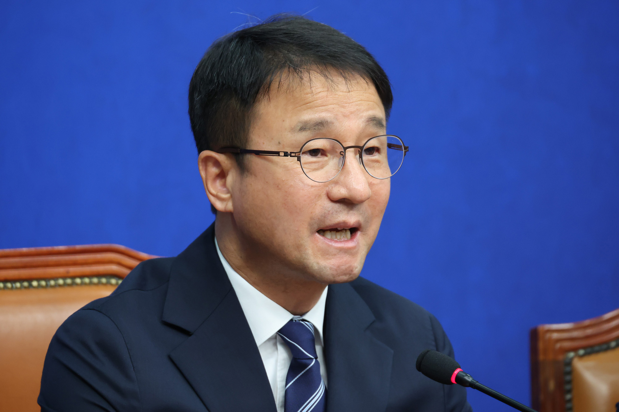 정치;국회;더불어민주당 최고위원회의;한병도