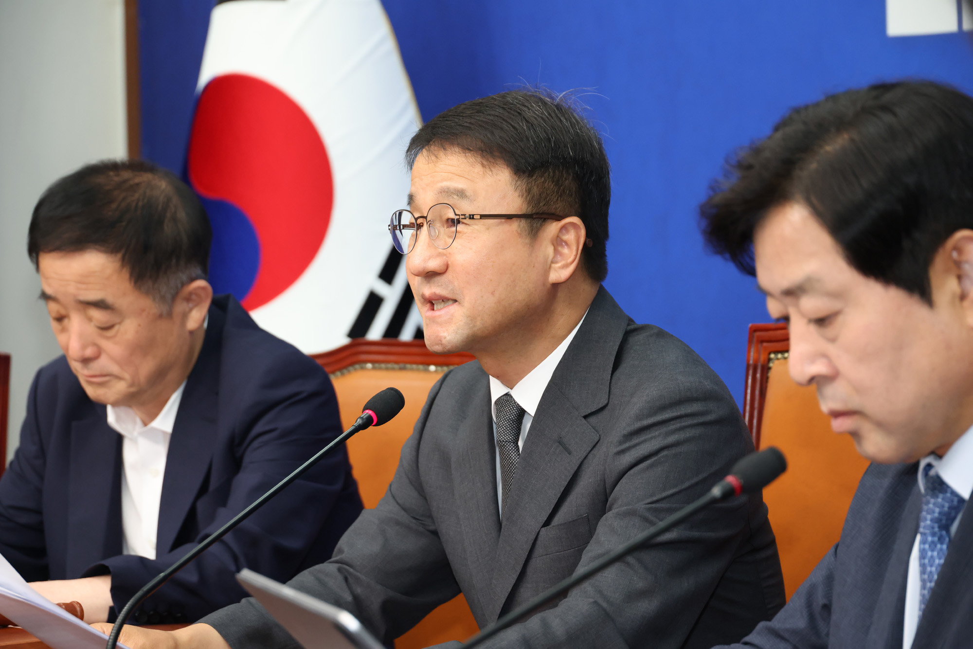 정치;국회;더불어민주당 최고위원회의;한병도