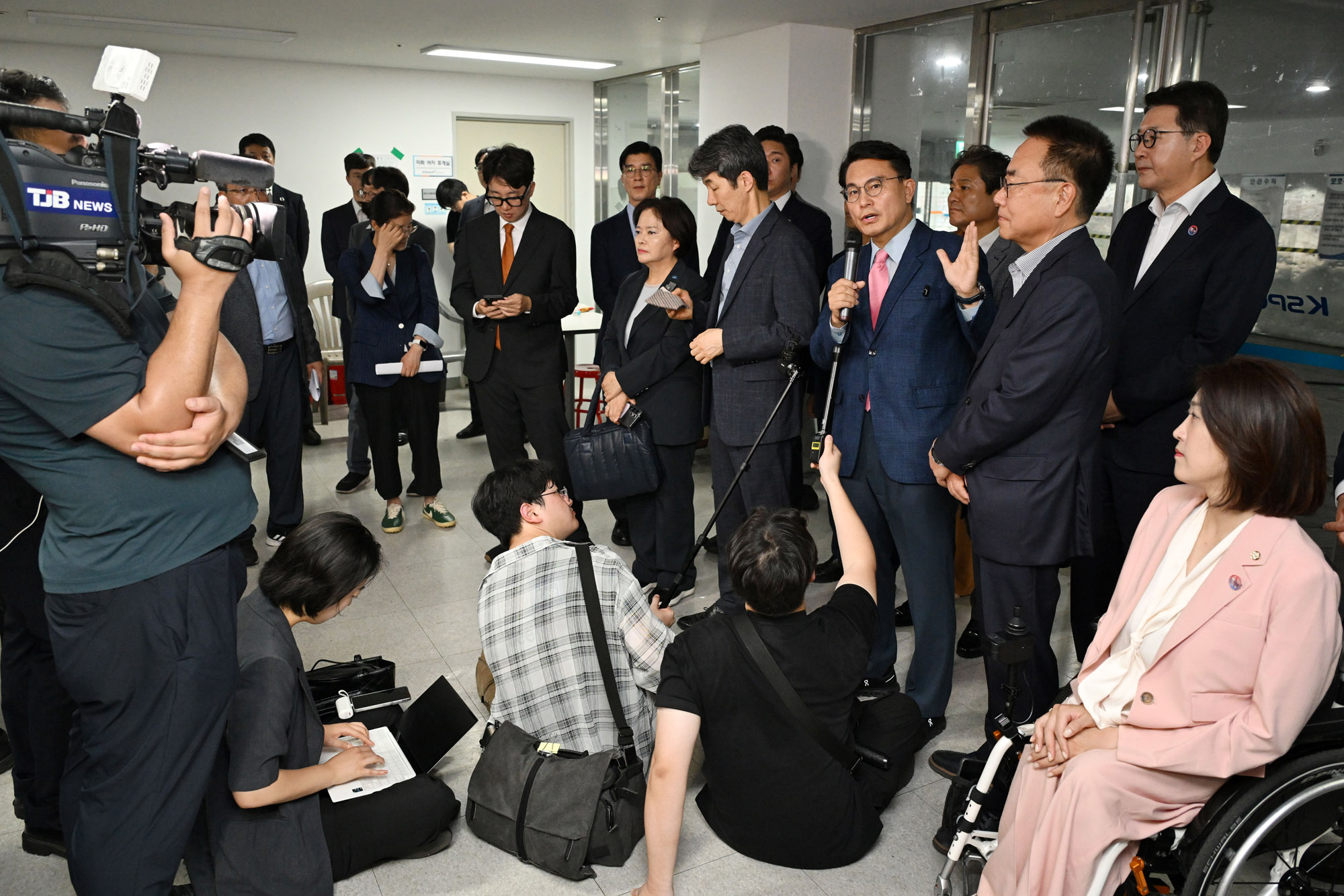 국회특위;국조위;올림픽공원;선거개표소