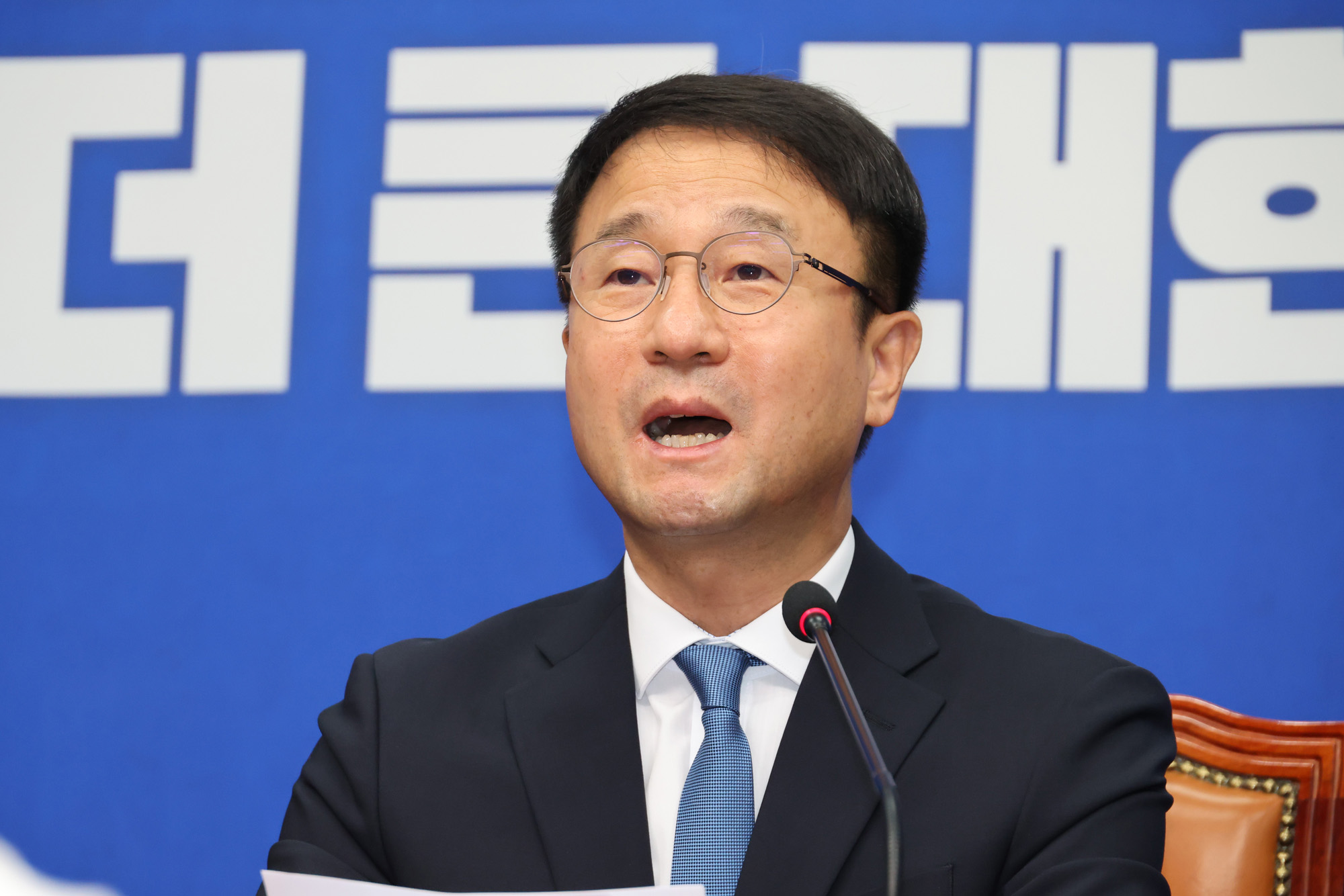 정치;국회;더불어민주당 최고위원회의;한병도