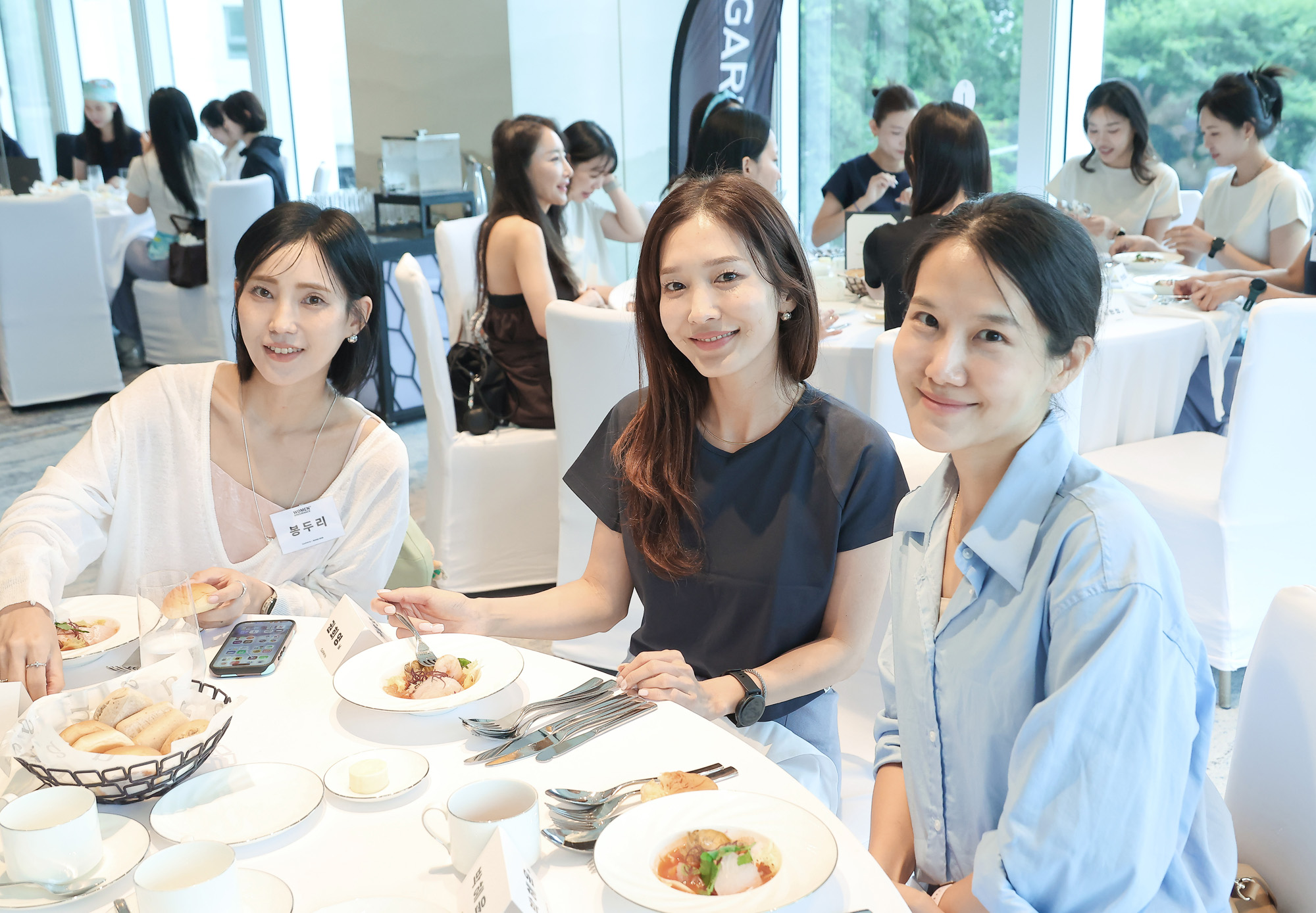 우먼센스;요가;가민코리아;웰니스
