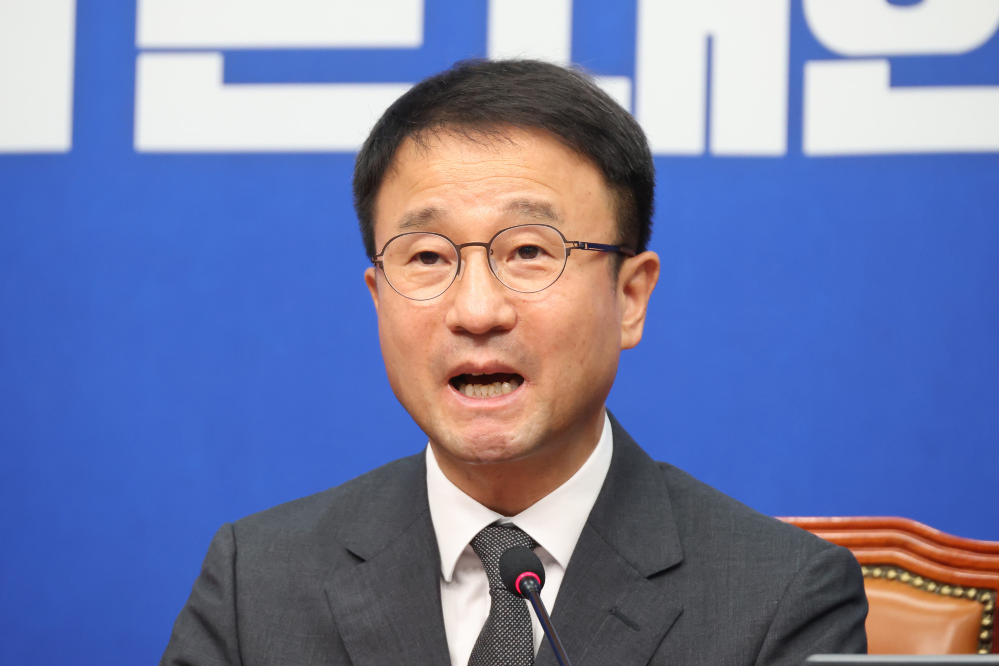 정치;국회;더불어민주당 최고위원회의;한병도
