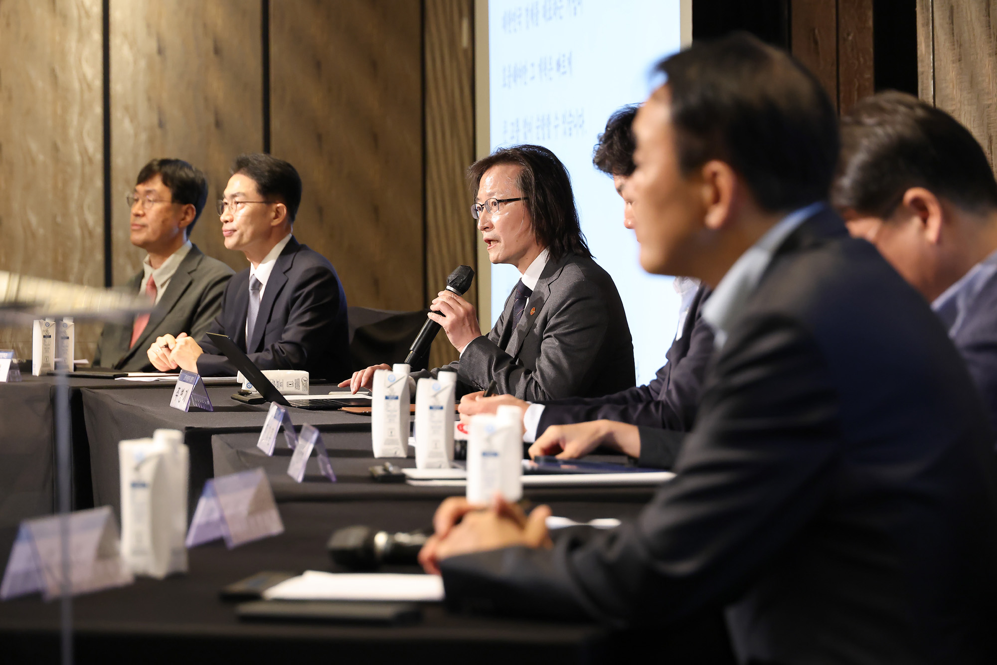 동반성장컨퍼런스;포럼;동반성장위원회;일요신문;포시즌호텔;디지털전환;토론