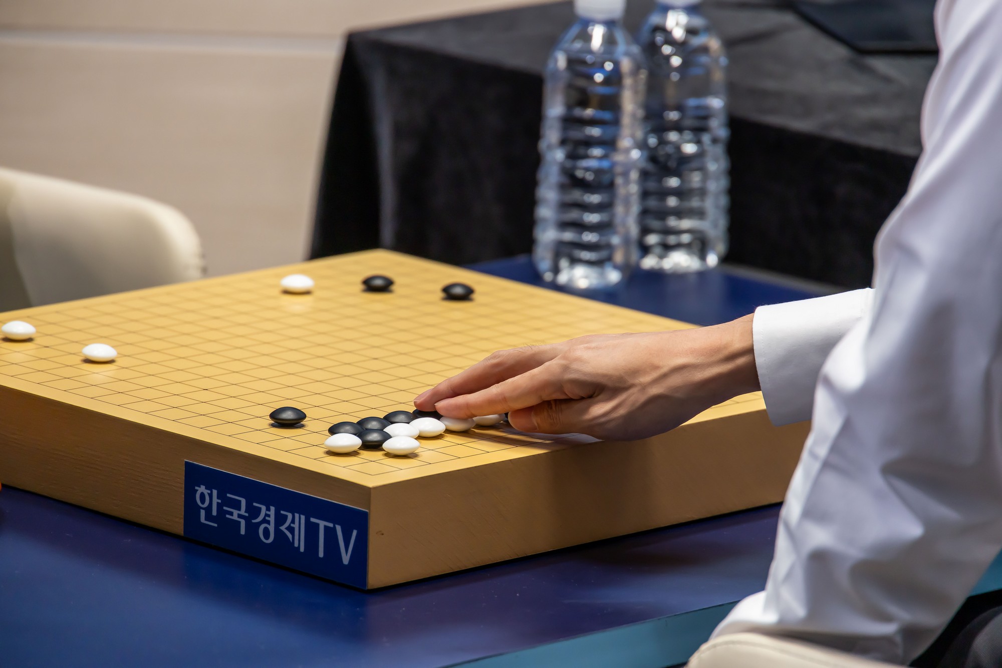 바둑;AI;AI바둑;바둑AI프로그램카타고;KataGo;카타고대국;신진서카타고대국;한국경제TV