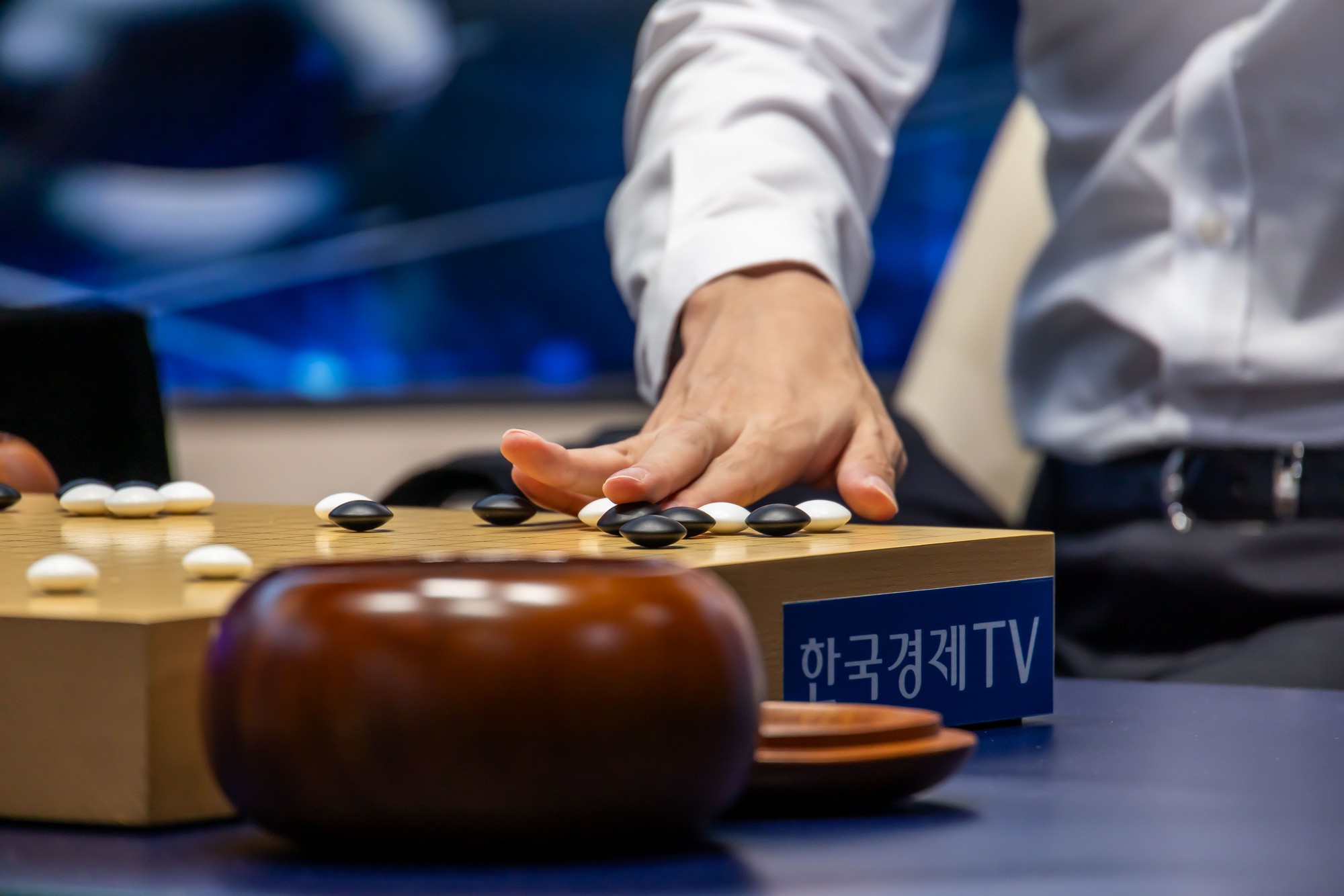 바둑;AI;AI바둑;바둑AI프로그램카타고;KataGo;카타고대국;신진서카타고대국;한국경제TV