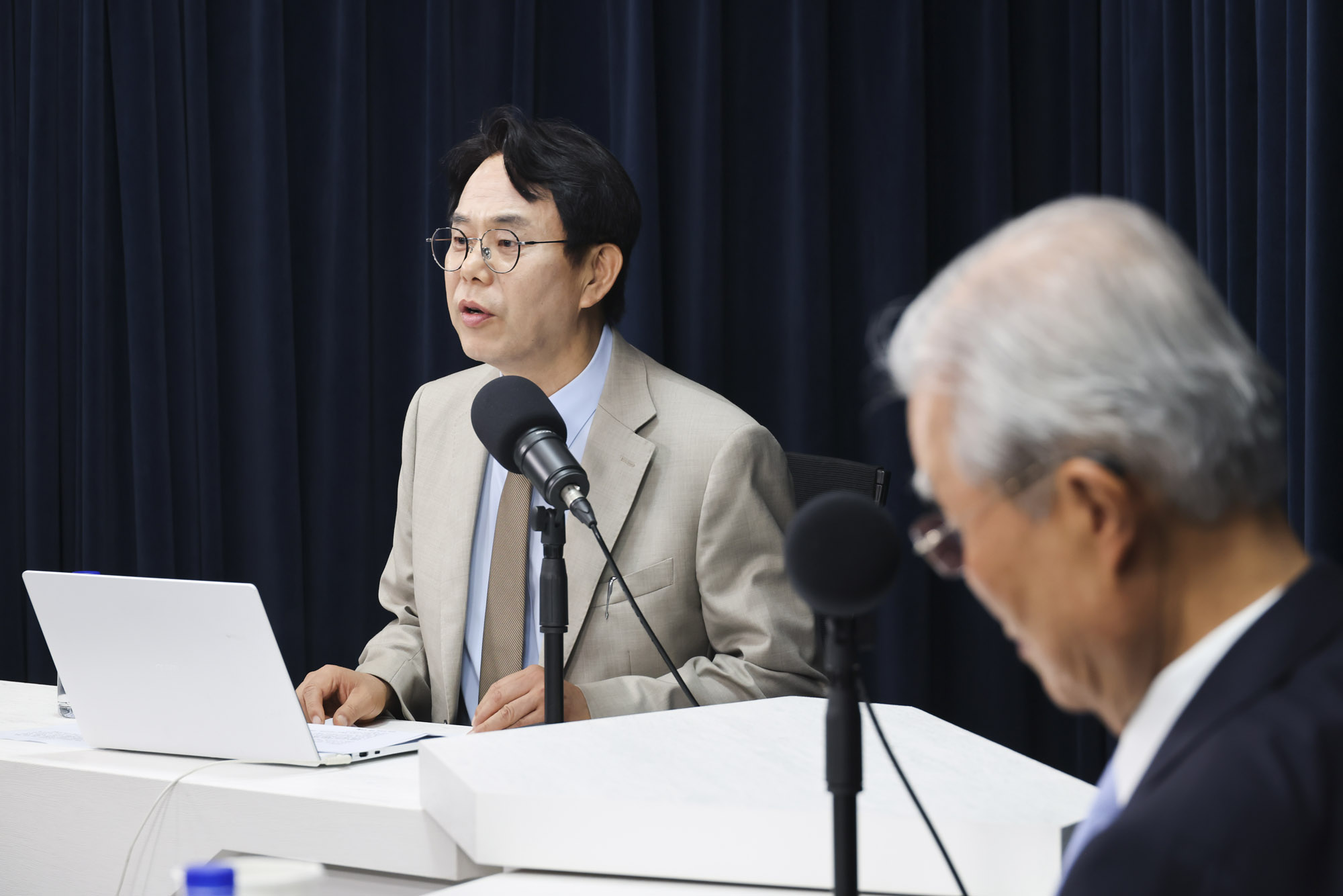 전영기;김종인