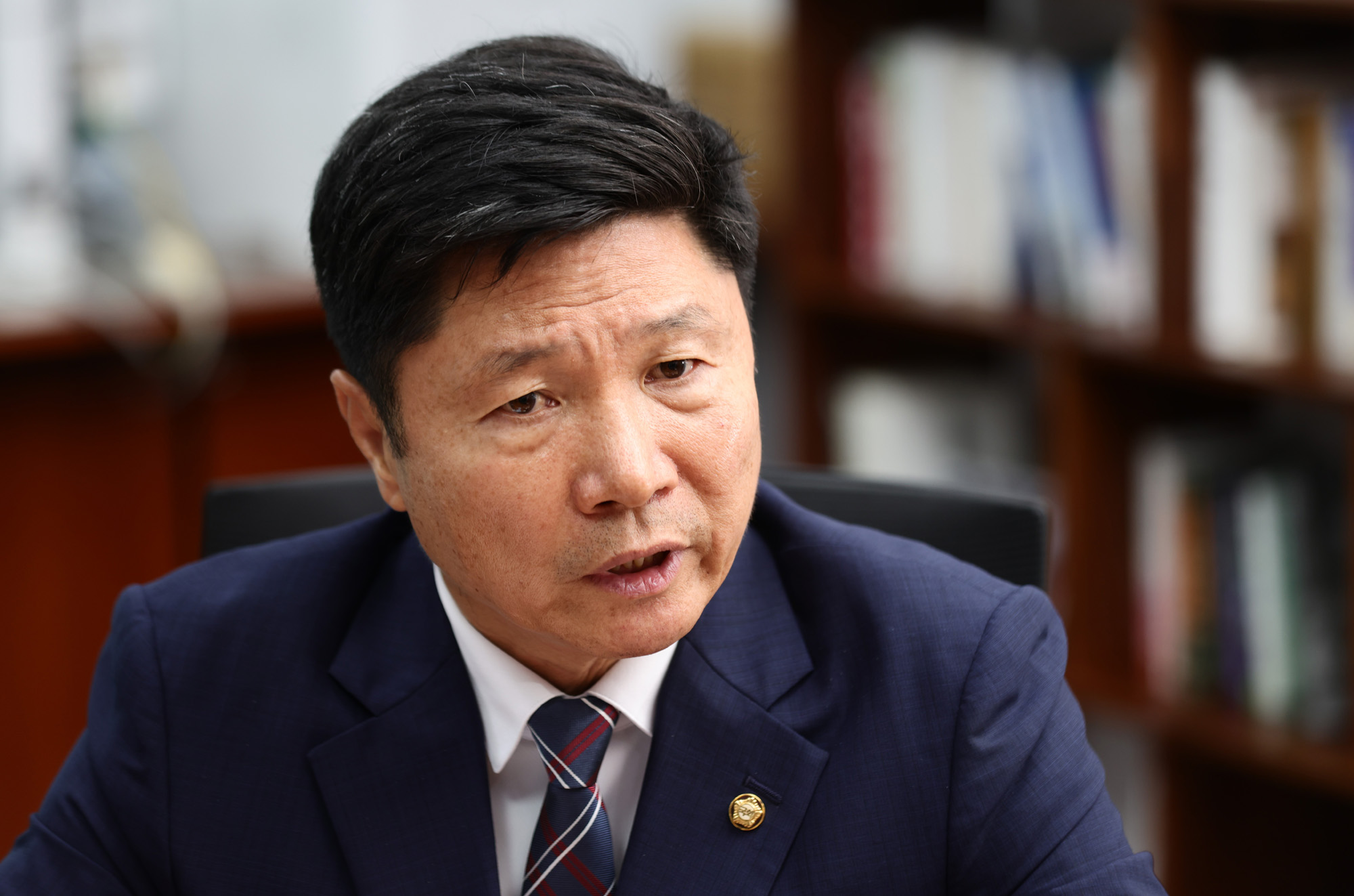 정치;국회;인터뷰;홍기원;보완수사권