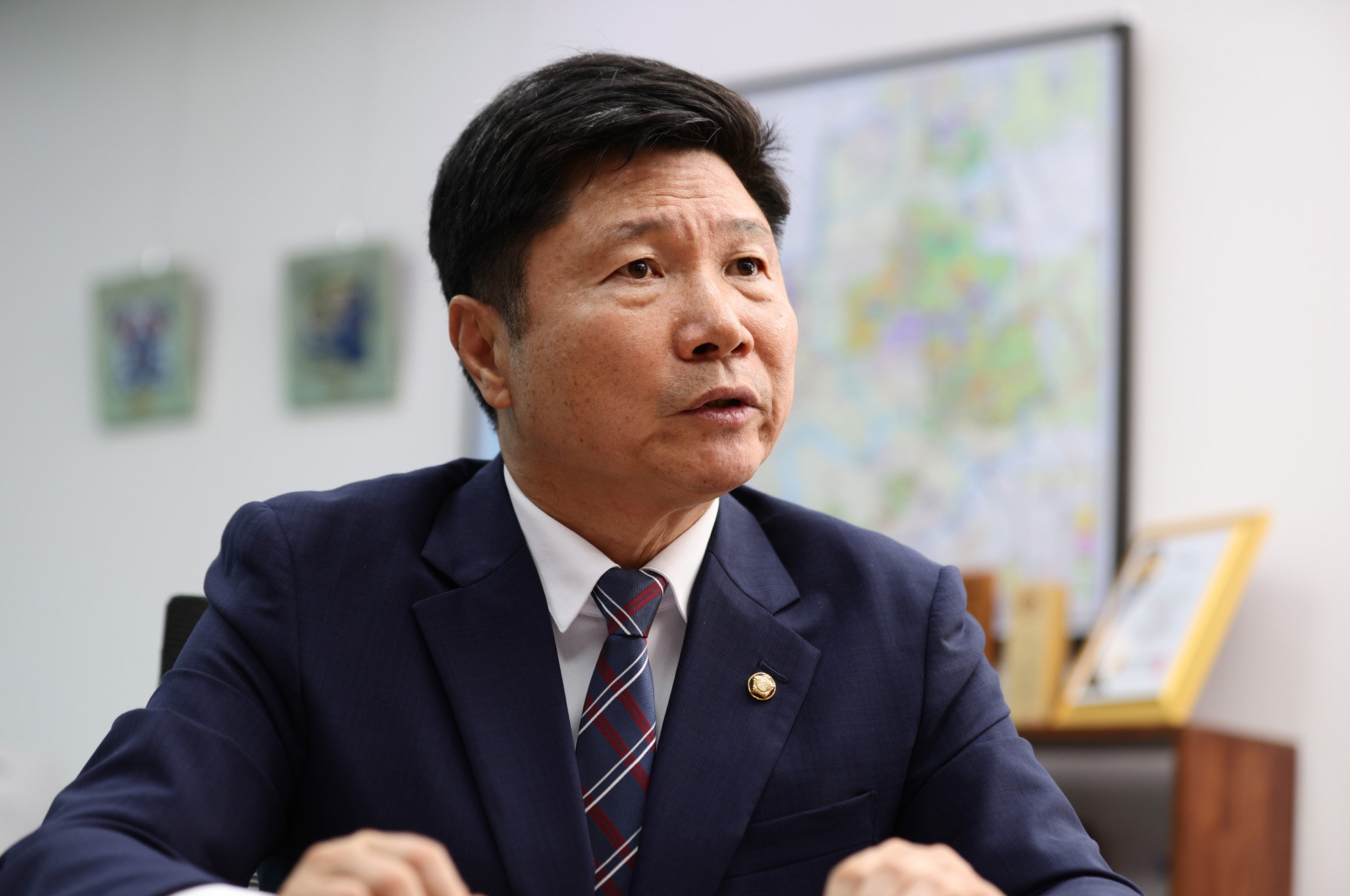 정치;국회;인터뷰;홍기원;보완수사권