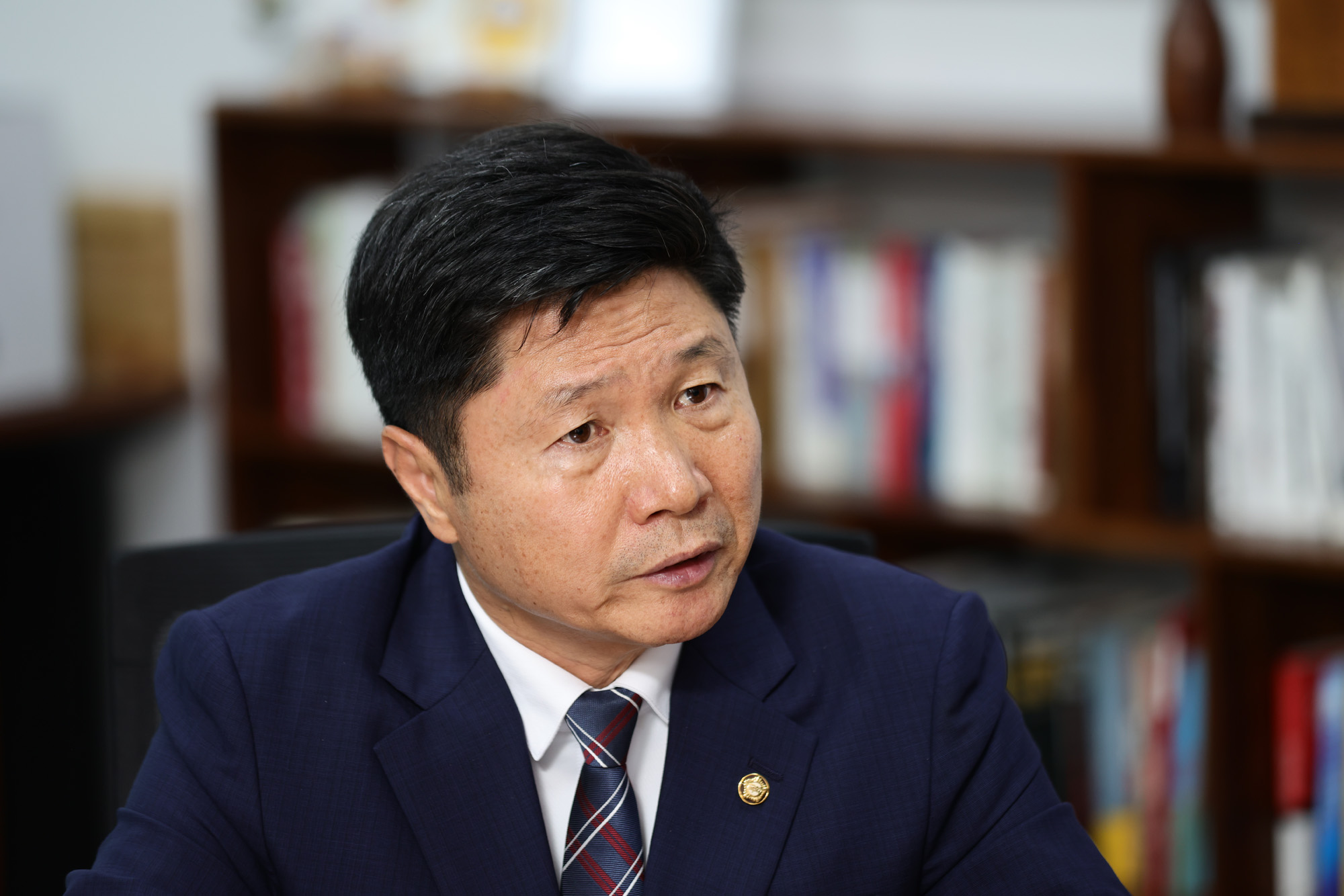 정치;국회;인터뷰;홍기원;보완수사권
