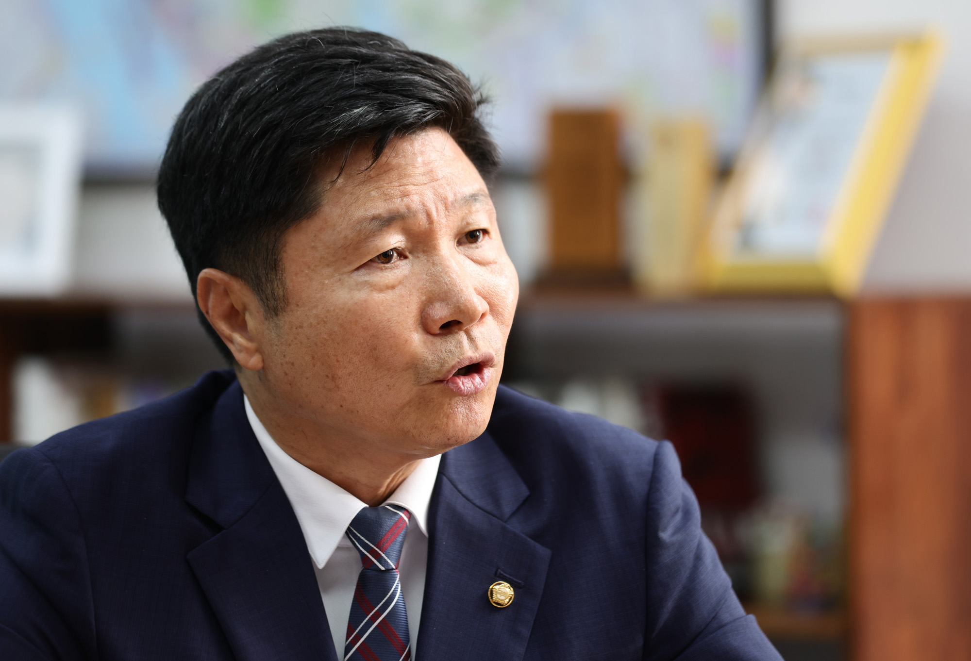 정치;국회;인터뷰;홍기원;보완수사권