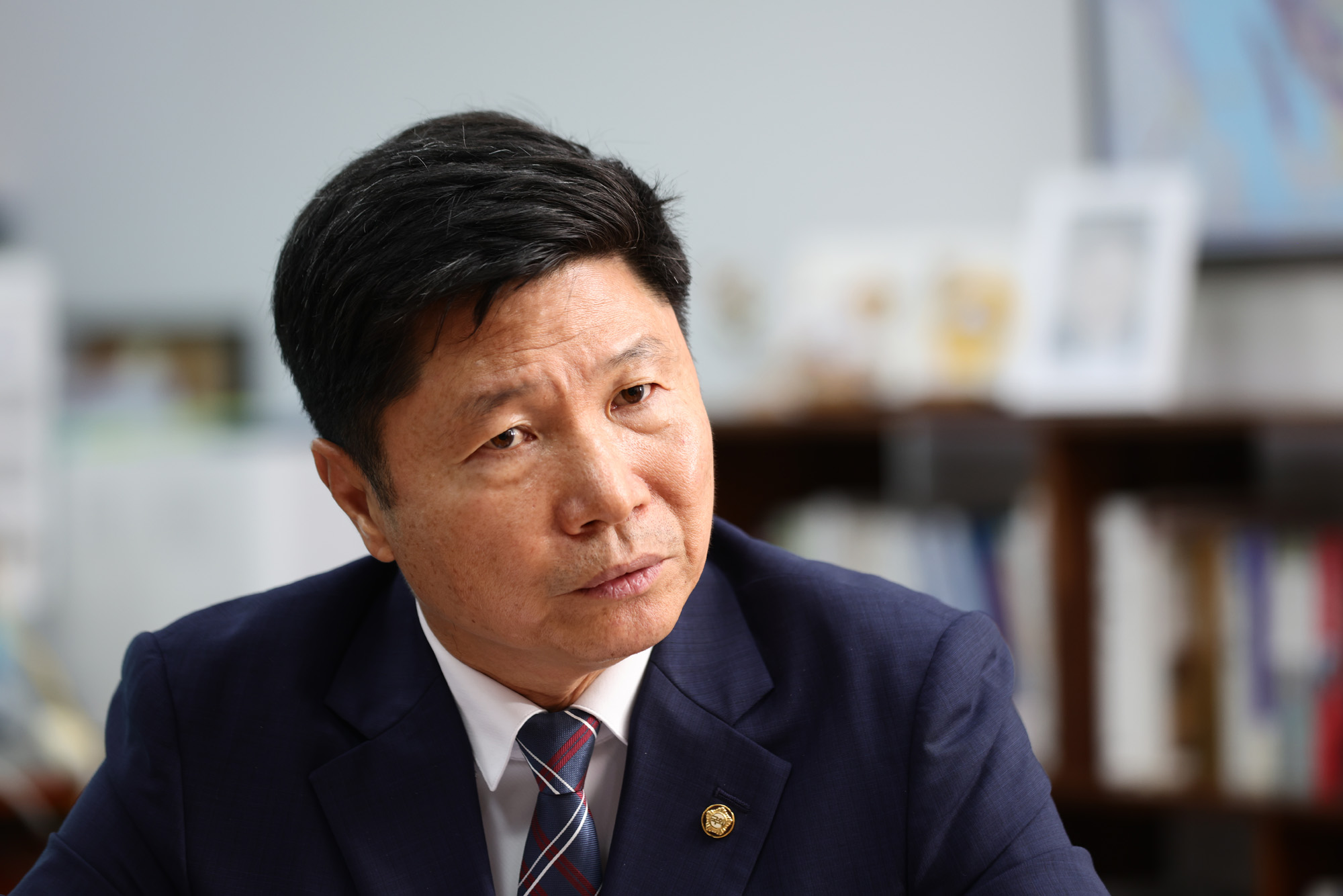 정치;국회;인터뷰;홍기원;보완수사권