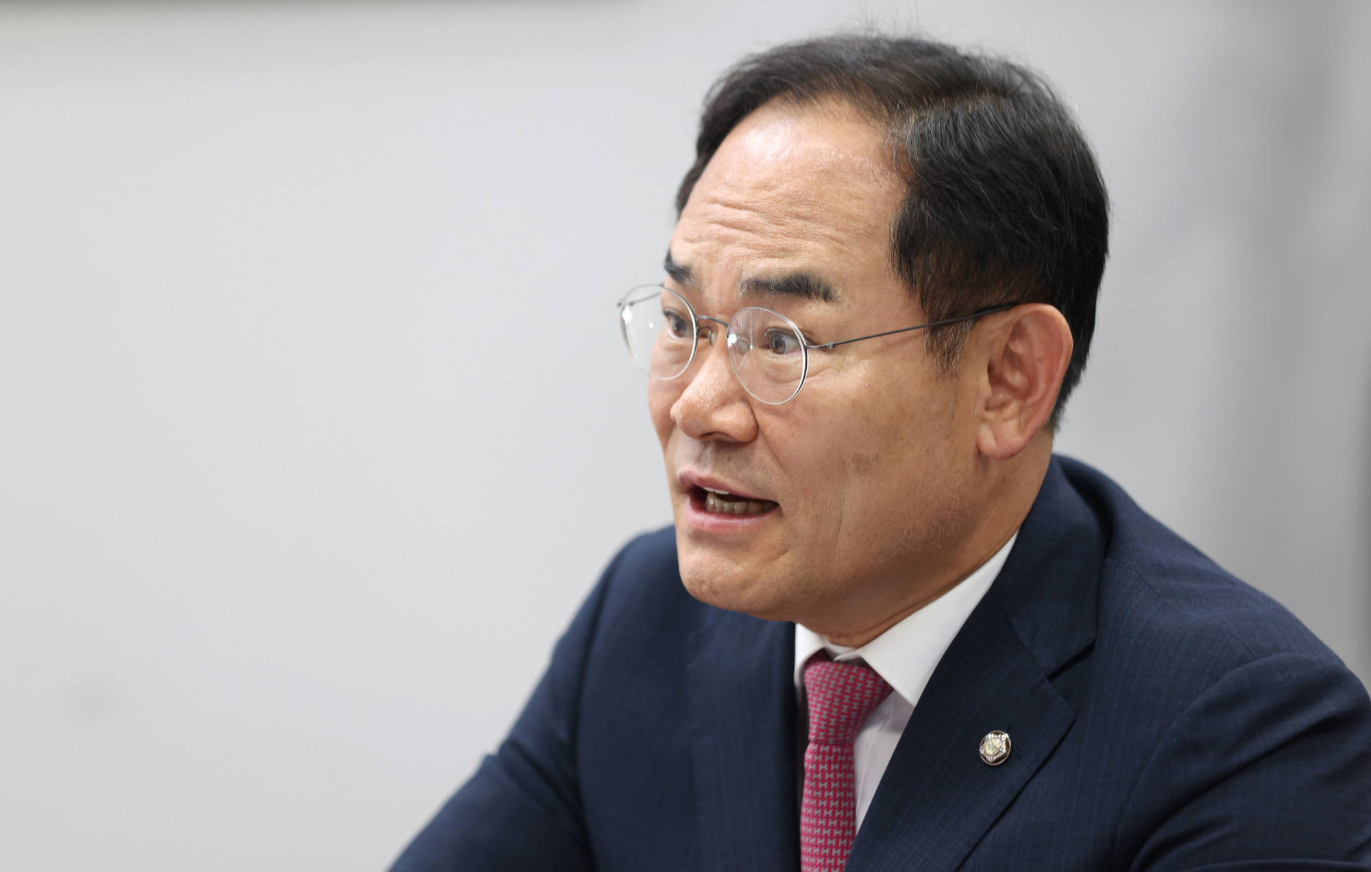 정치;국회;인터뷰;임종득;국방위원회간사;사관학교통합