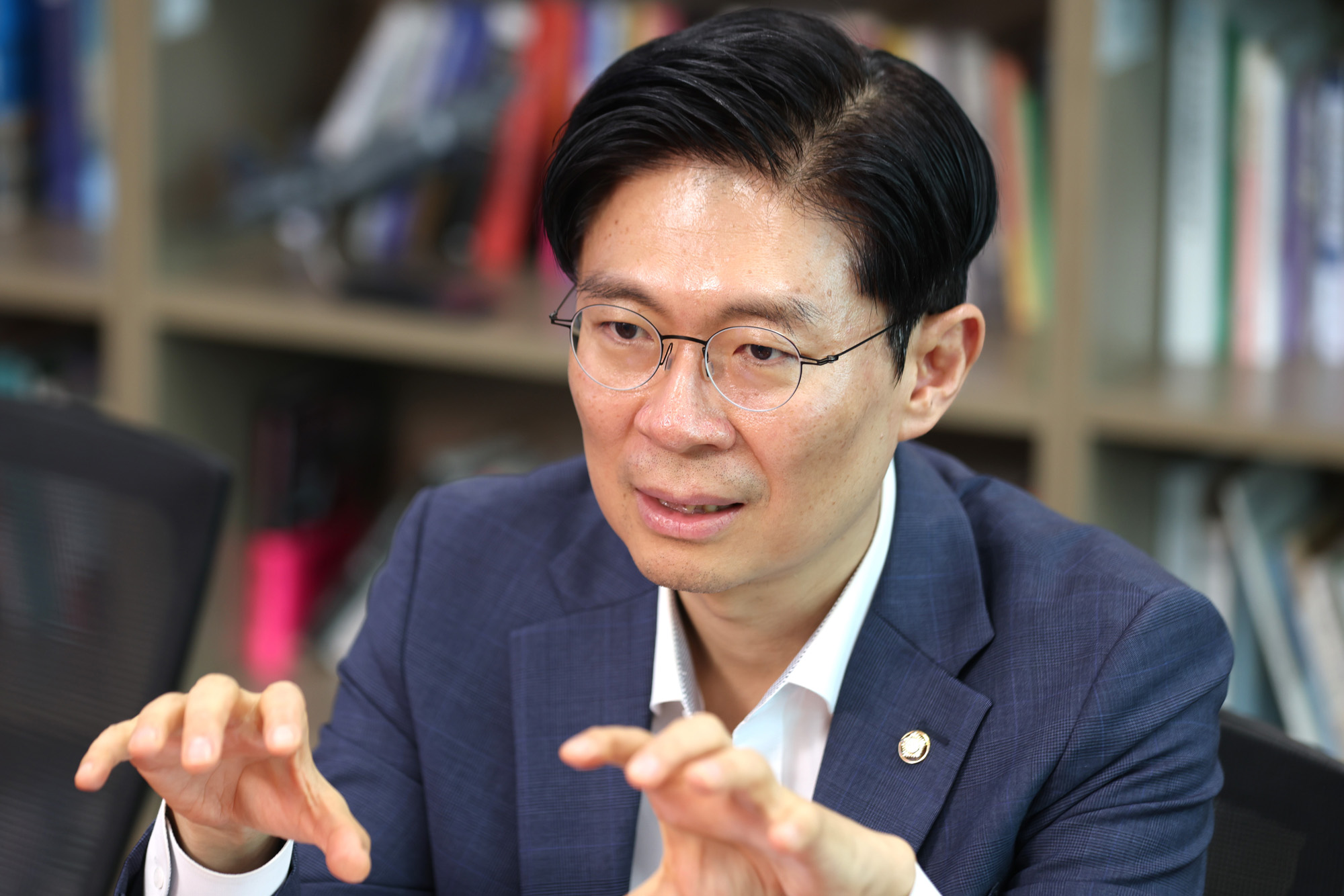 정치;국회;인터뷰;조정훈