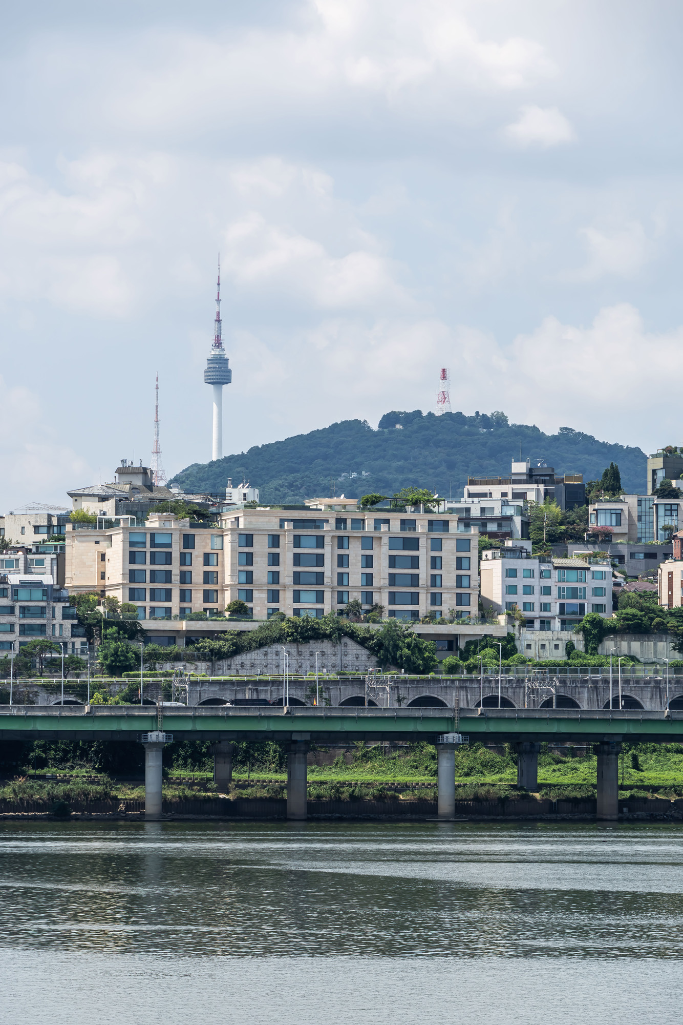 경제;부동산;서울부동산;한남동;한남동고가주택밀집지역;한남동고가빌라;고가주택세금;보유세개편;초고가주택;종부세