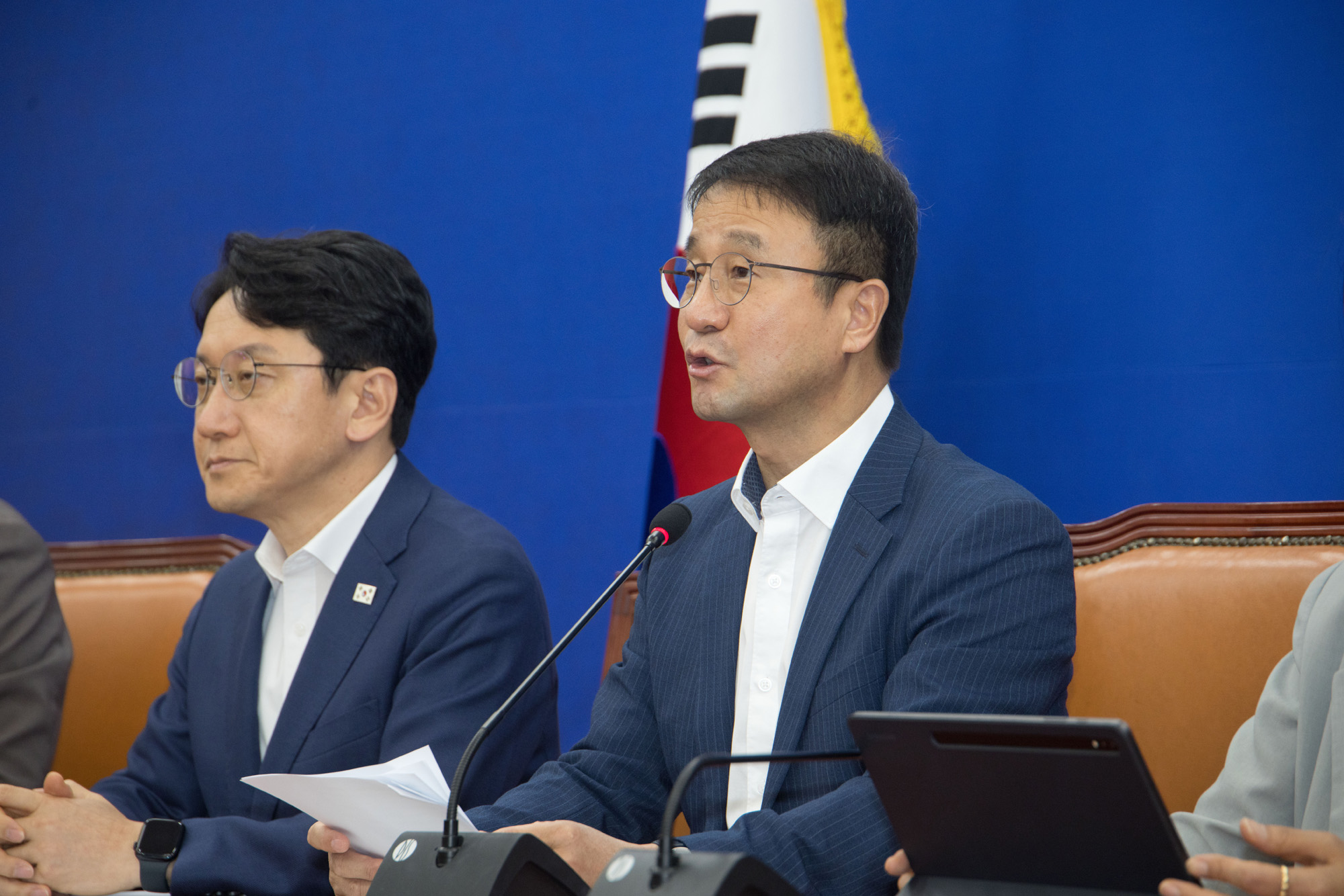 정치;정당;더불어민주당;원내대책회의