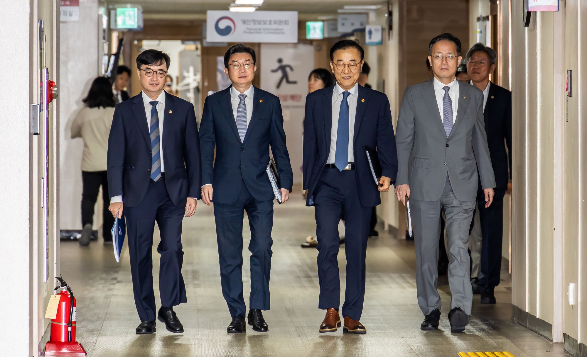 경제;부동산;정부;이재명정부;김윤덕국토교통부장관;김윤덕장관;이억원금융위원장;임기근국무조정실장;전월세및매매시장안정을위한주택신속공급방안;부동산시장안정을위한금융종합대책;정부합동브리핑