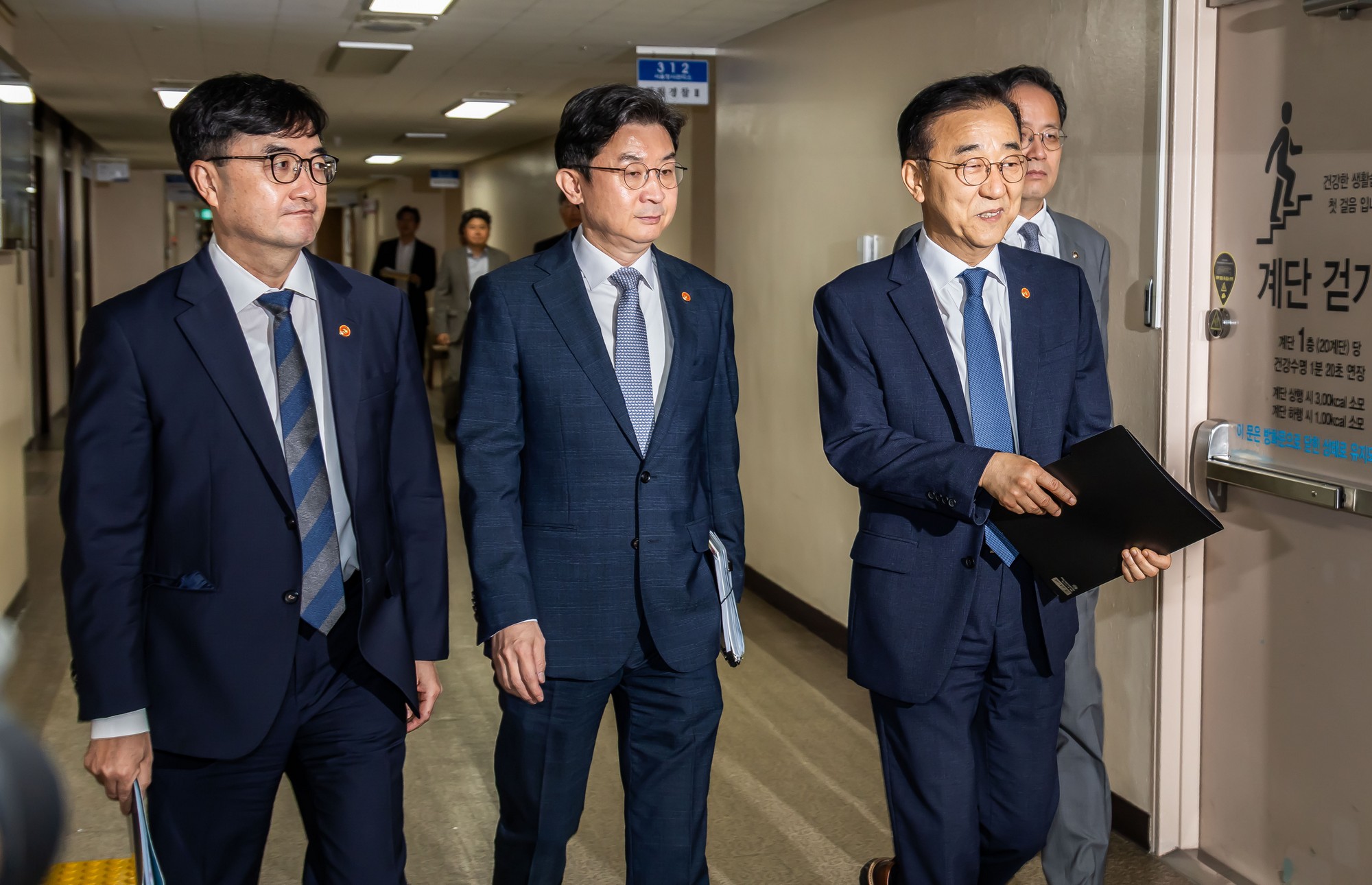 경제;부동산;정부;이재명정부;김윤덕국토교통부장관;김윤덕장관;이억원금융위원장;임기근국무조정실장;전월세및매매시장안정을위한주택신속공급방안;부동산시장안정을위한금융종합대책;정부합동브리핑