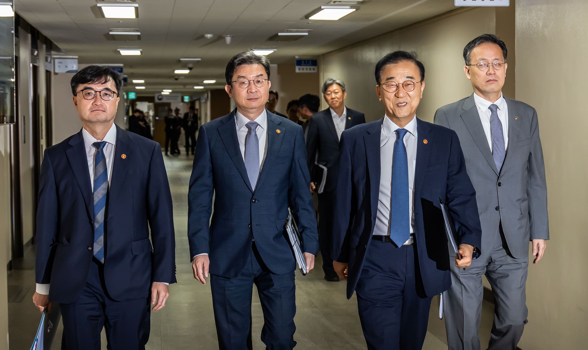 경제;부동산;정부;이재명정부;김윤덕국토교통부장관;김윤덕장관;이억원금융위원장;임기근국무조정실장;전월세및매매시장안정을위한주택신속공급방안;부동산시장안정을위한금융종합대책;정부합동브리핑