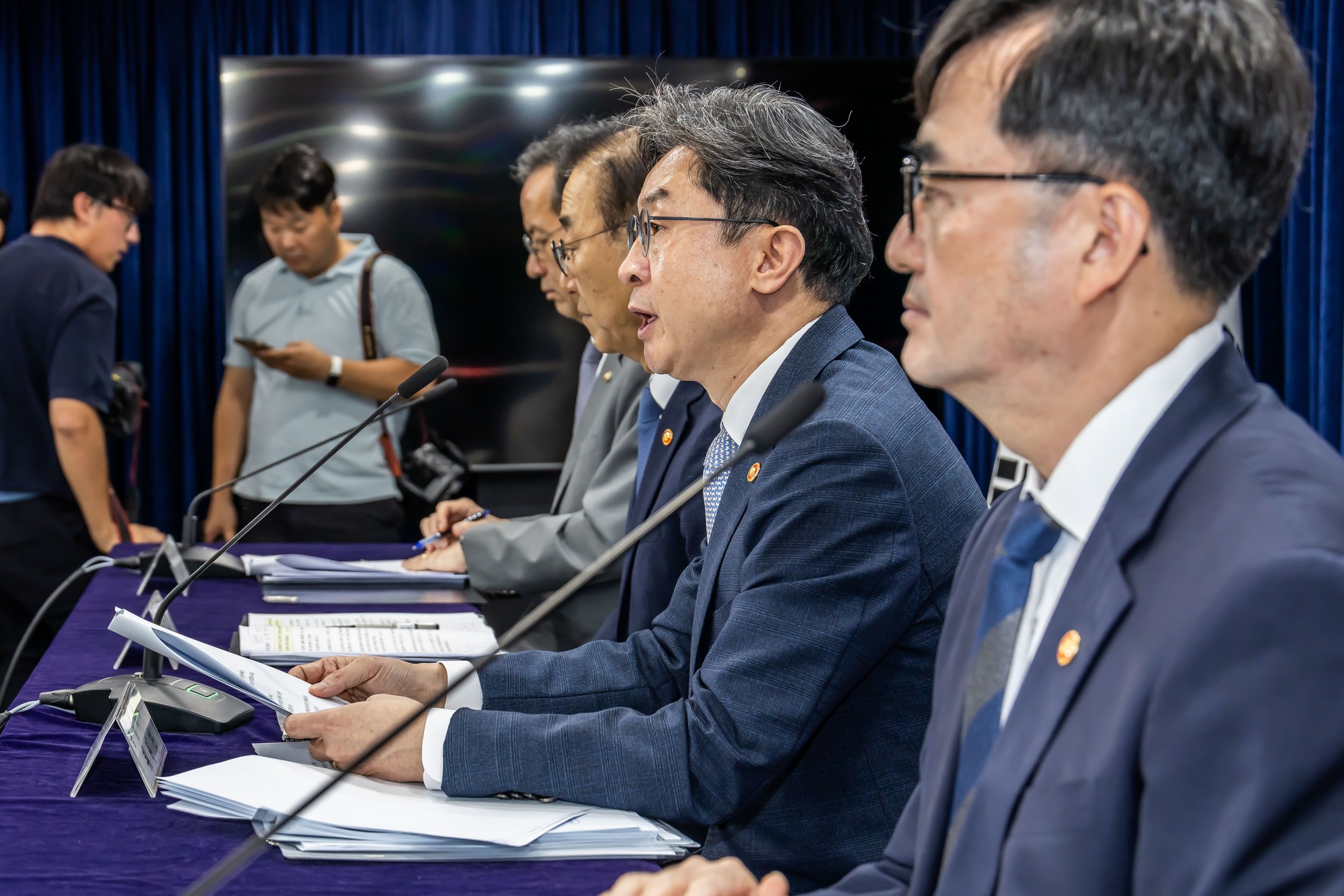 경제;부동산;정부;이재명정부;김윤덕국토교통부장관;김윤덕장관;이억원금융위원장;임기근국무조정실장;전월세및매매시장안정을위한주택신속공급방안;부동산시장안정을위한금융종합대책;정부합동브리핑