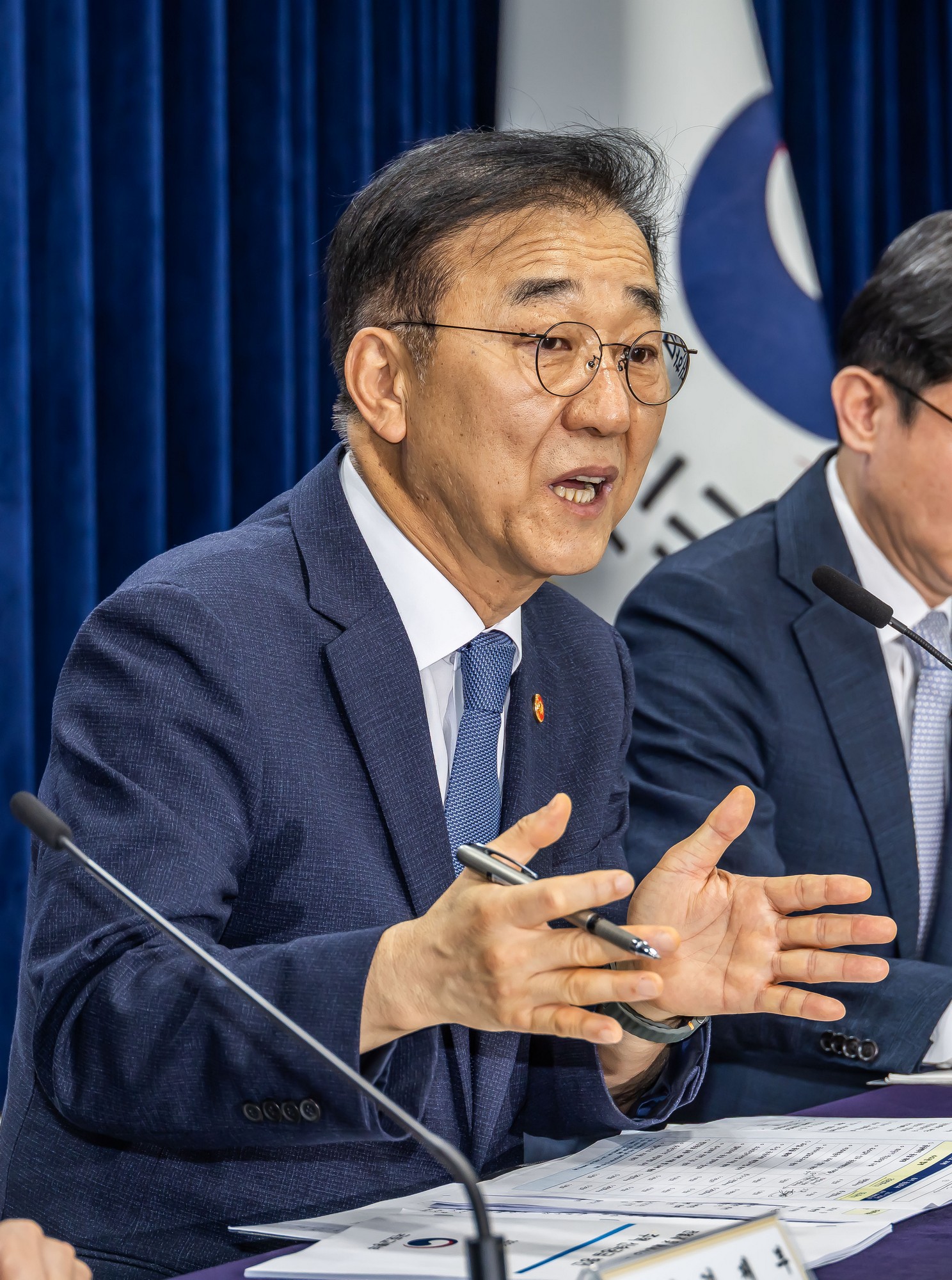 경제;부동산;정부;이재명정부;김윤덕국토교통부장관;김윤덕장관;이억원금융위원장;임기근국무조정실장;전월세및매매시장안정을위한주택신속공급방안;부동산시장안정을위한금융종합대책;정부합동브리핑