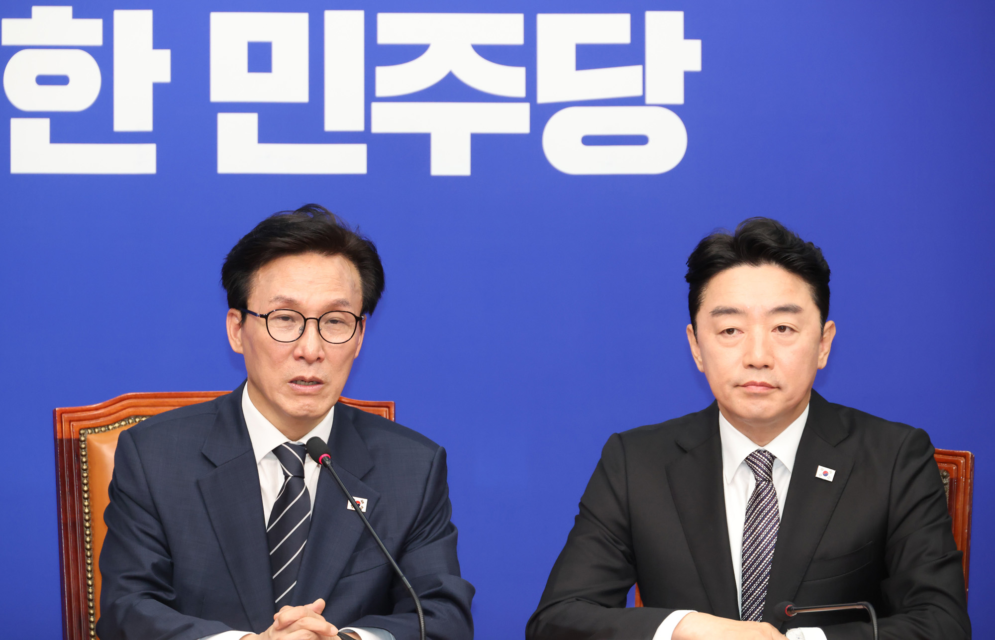 정치;국회;김민석;강훈식;대통령축하난