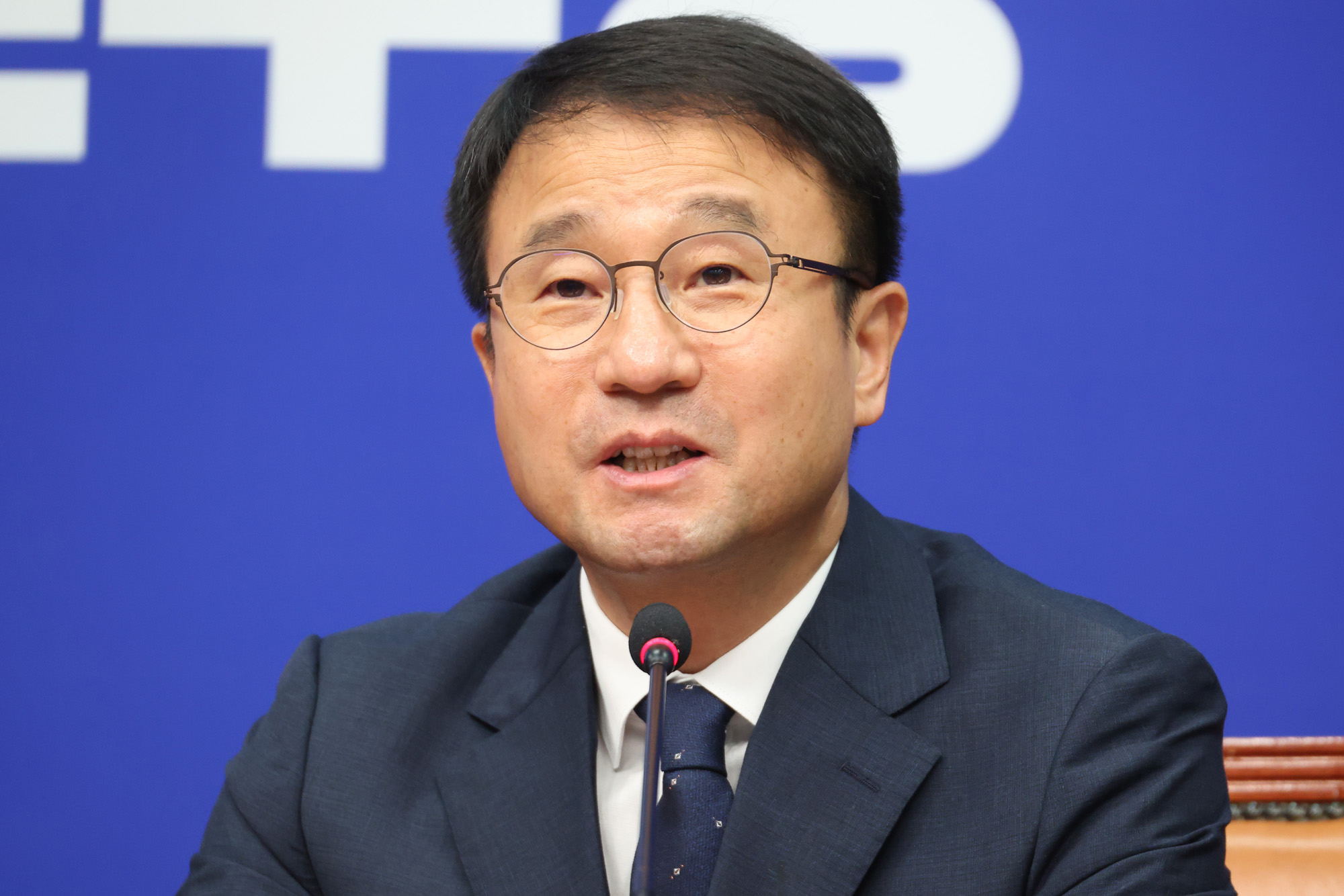 정치;국회;더불어민주당 최고위원회의;한병도
