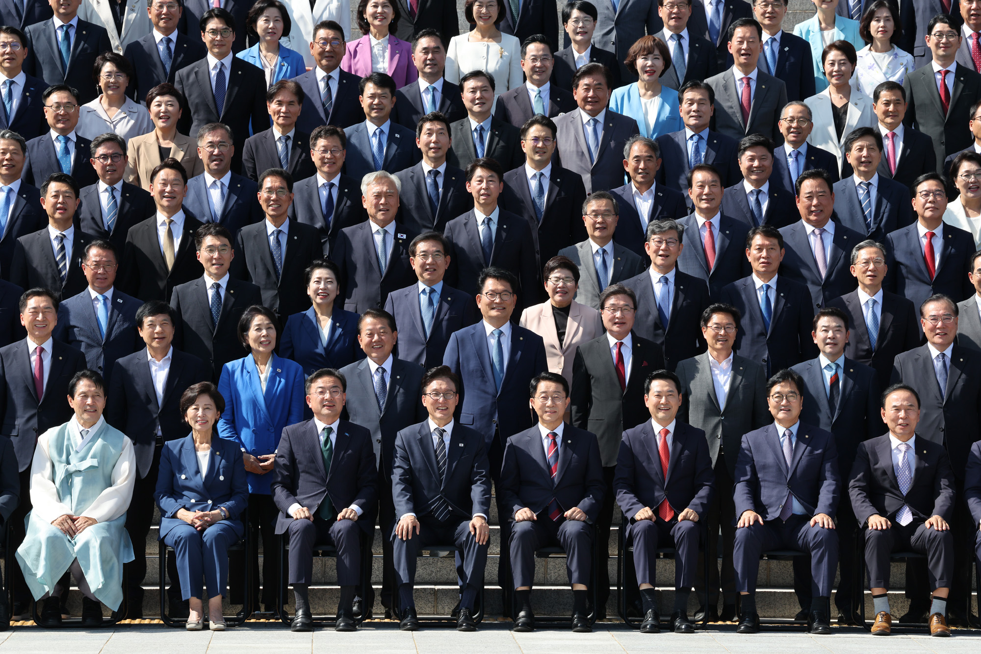 정치;국회;국회의원단체사진;22대후반기국회의원단체사진촬영;김민석;장동혁;조정식 국회의장