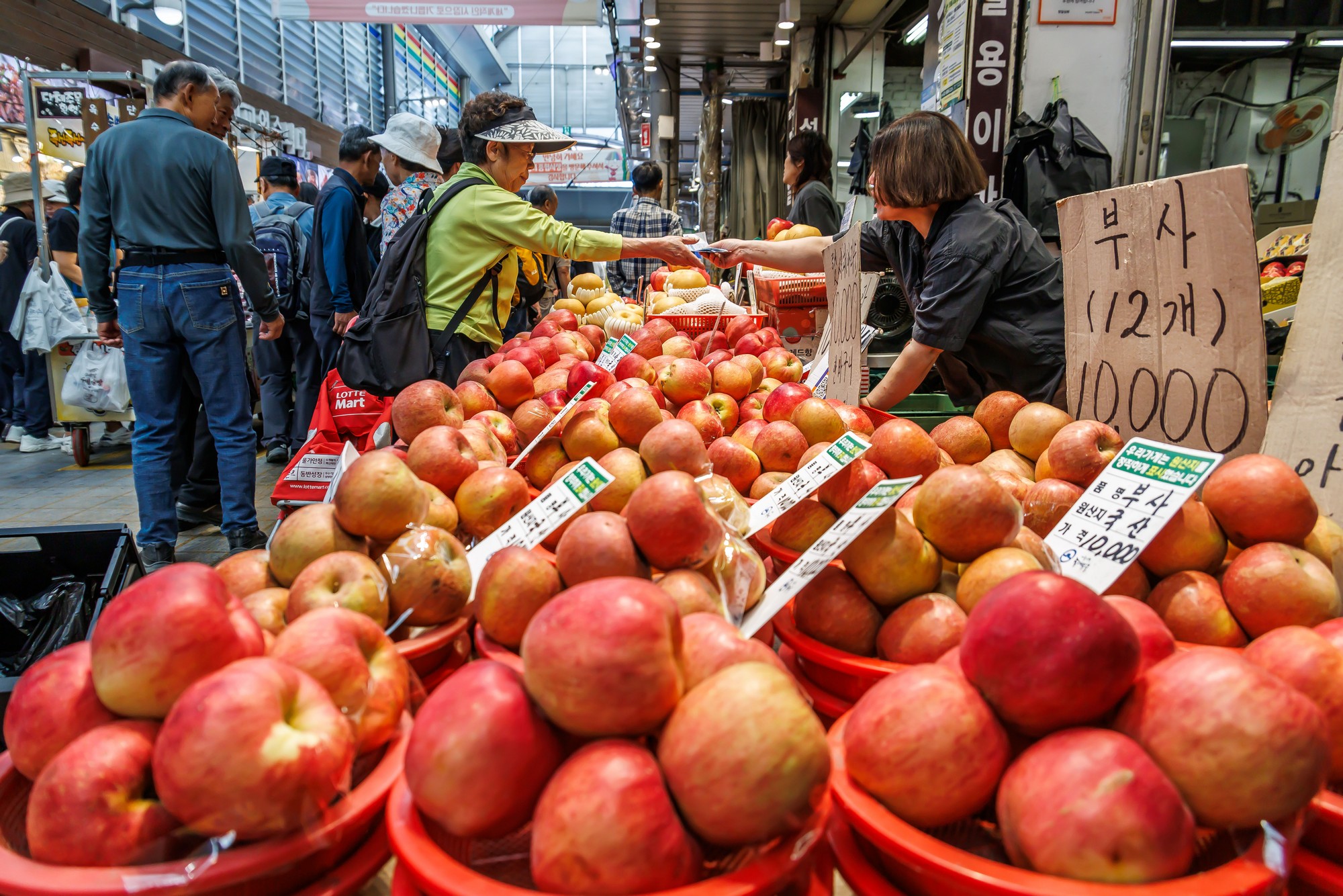 사회;세태;명절;추석;추석장보기;전통시장스케치;전통시장장보기;청량리전통시장
