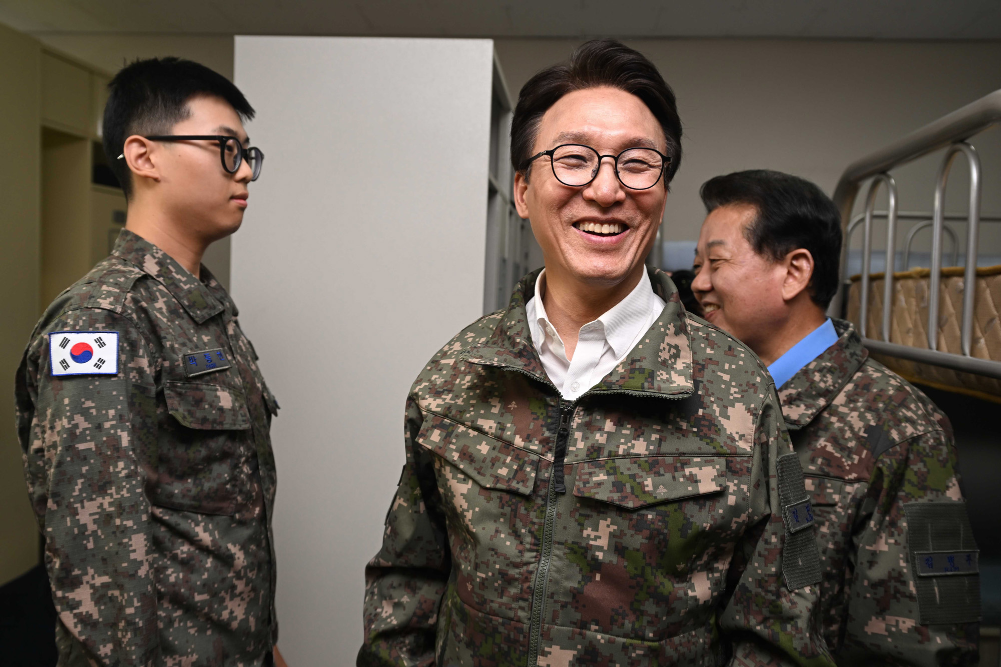 정치;국회;김민석;공군부대
