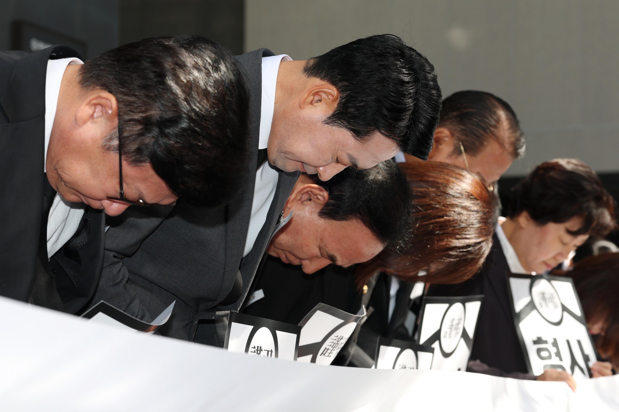 정치;정당;국민의힘;국민의힘현장의원총회;장동혁;정점식;국민의힘형사사법체계파괴규탄현장의원총회;중수청;중대범죄수사청;르네스퀘어