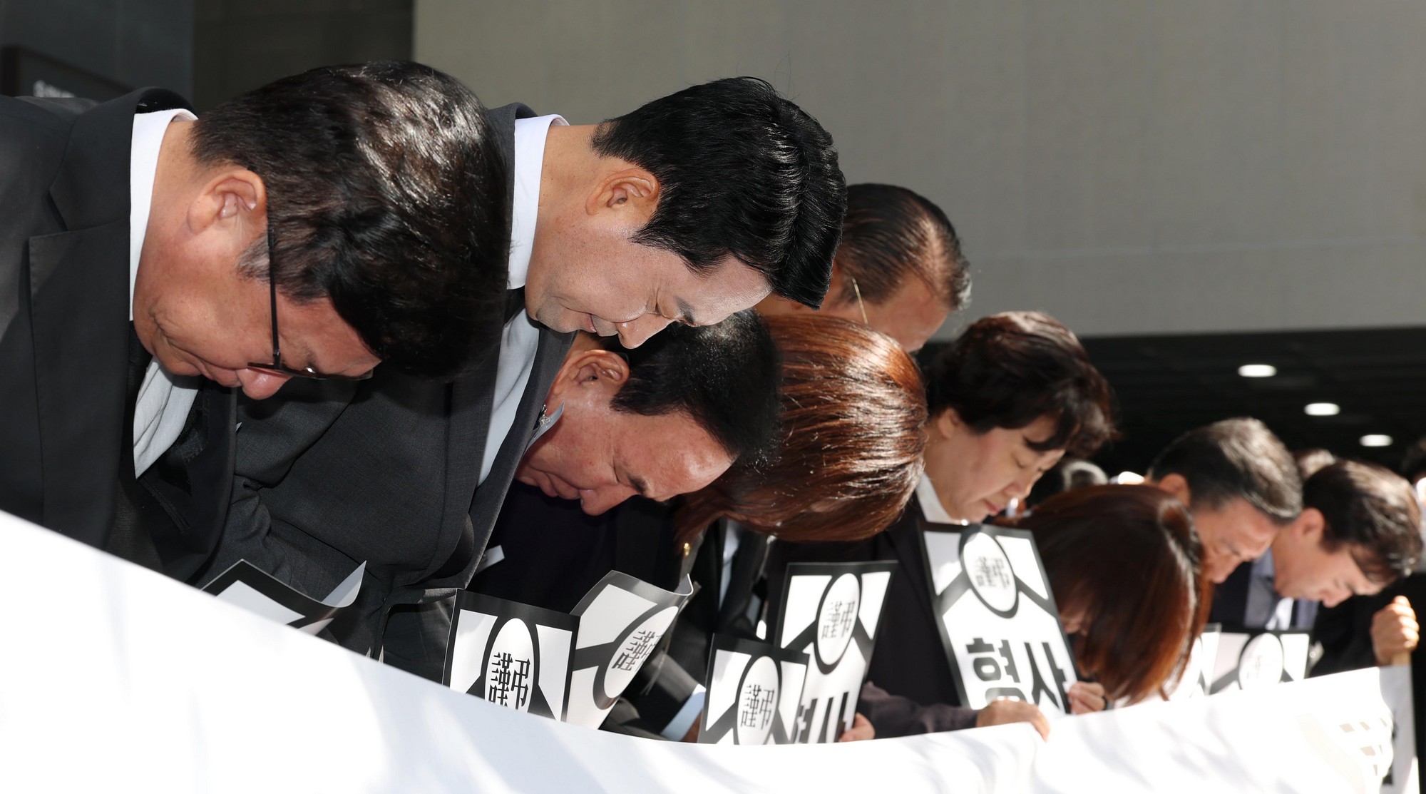 정치;정당;국민의힘;국민의힘현장의원총회;장동혁;정점식;국민의힘형사사법체계파괴규탄현장의원총회;중수청;중대범죄수사청;르네스퀘어