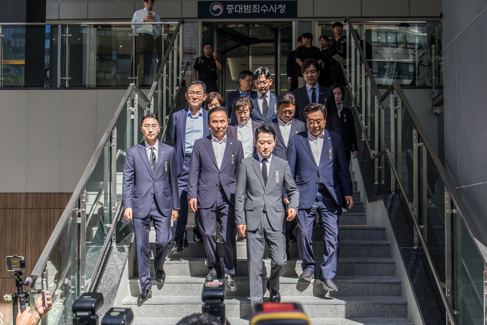 정치;정당;국민의힘;국민의힘현장의원총회;장동혁;정점식;국민의힘형사사법체계파괴규탄현장의원총회;중수청;중대범죄수사청;르네스퀘어