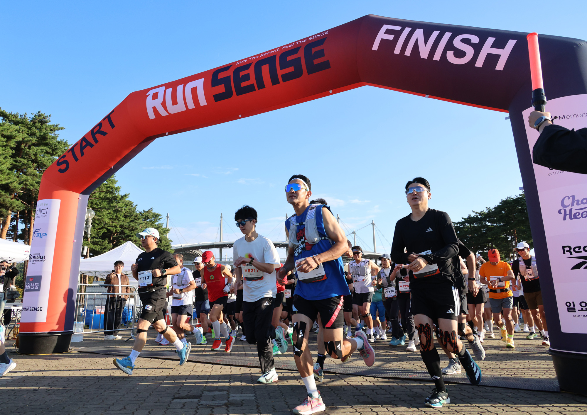 사회;러닝;마라톤;비즈한국러닝대회;런센스 2026