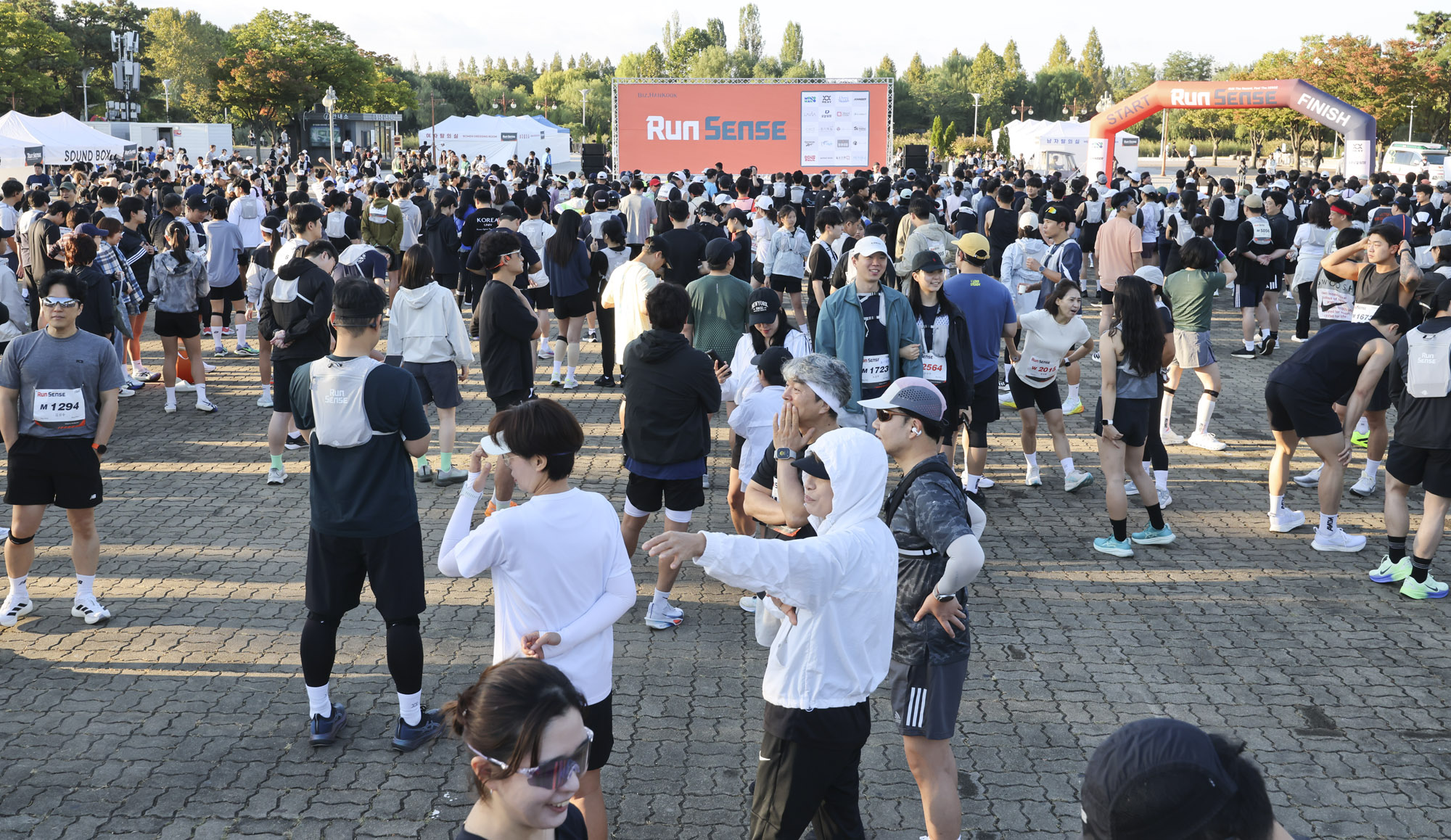 런센스;마라톤;버닝런;런센스2026;비즈한국