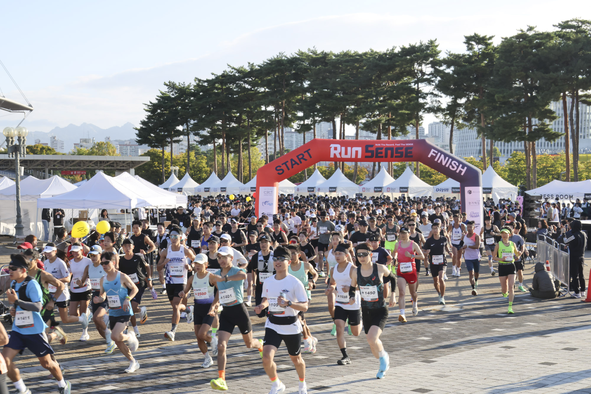 런센스;마라톤;버닝런;런센스2026;비즈한국