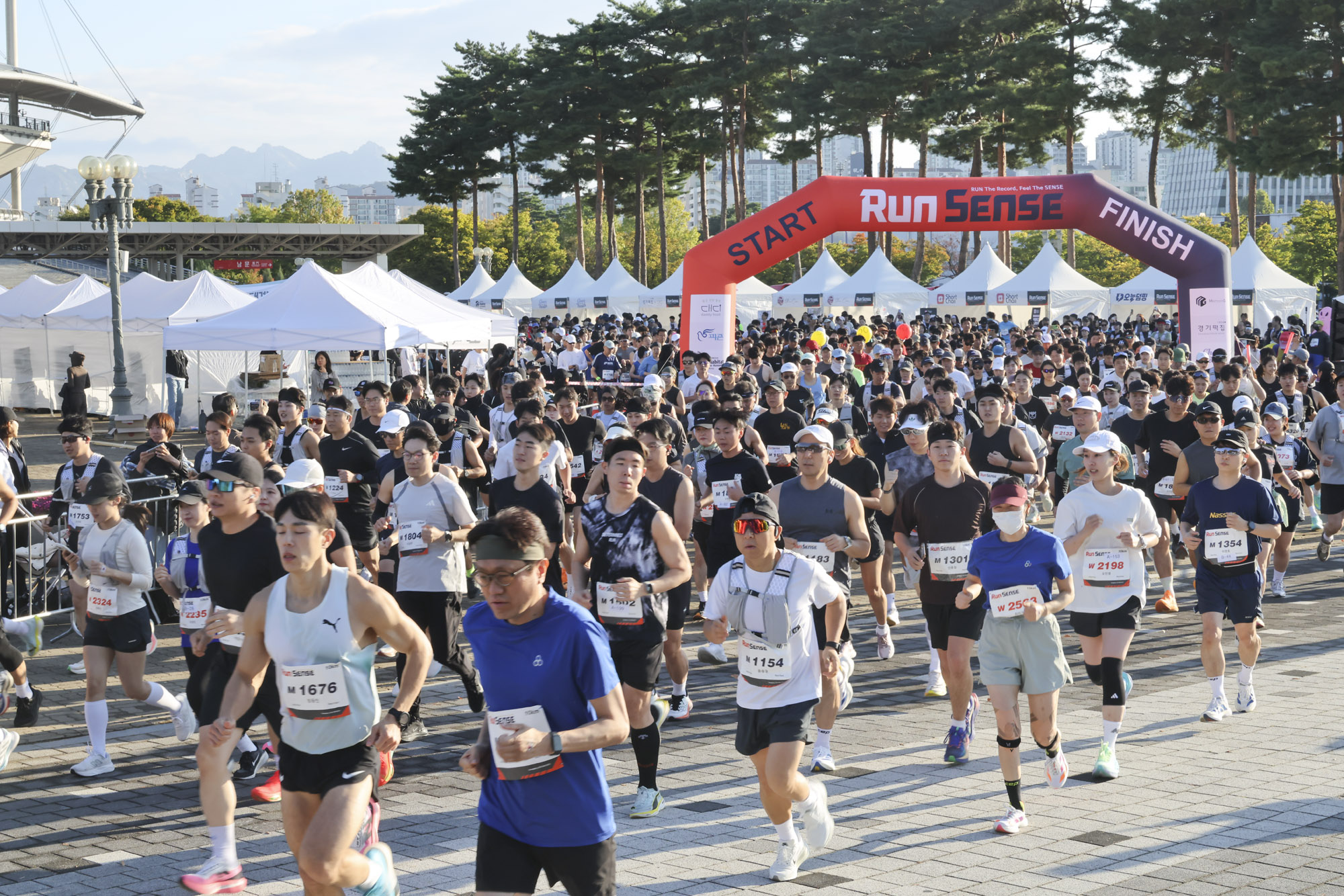 런센스;마라톤;버닝런;런센스2026;비즈한국