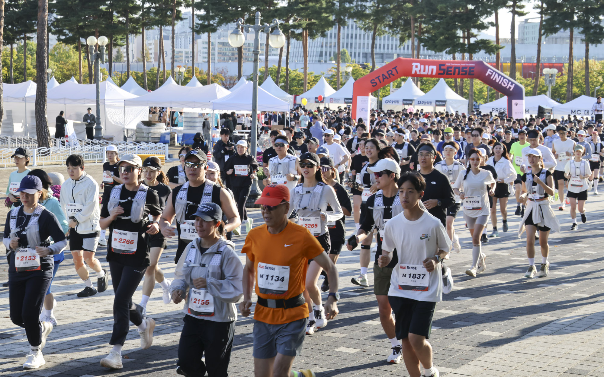런센스;마라톤;버닝런;런센스2026;비즈한국