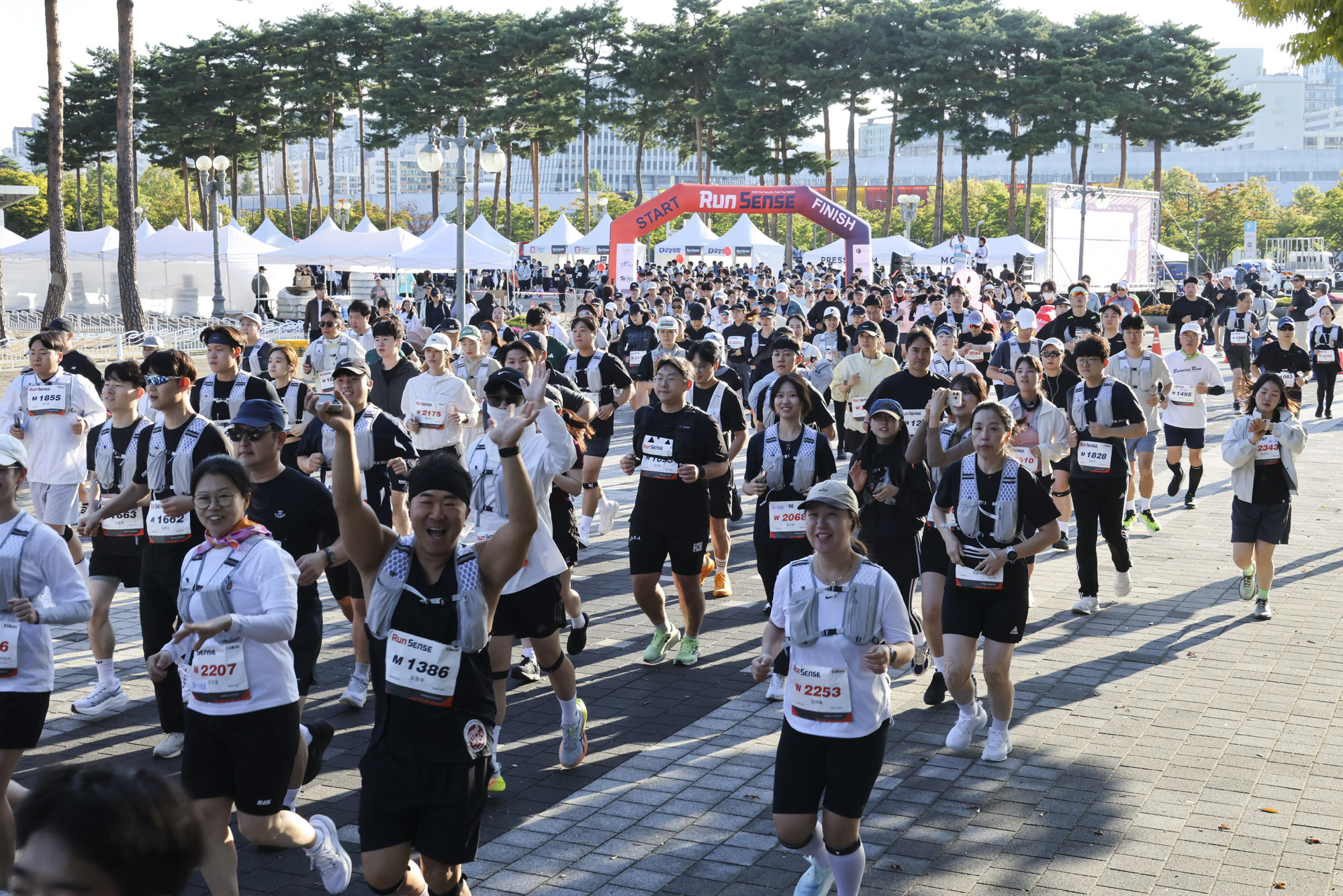 런센스;마라톤;버닝런;런센스2026;비즈한국